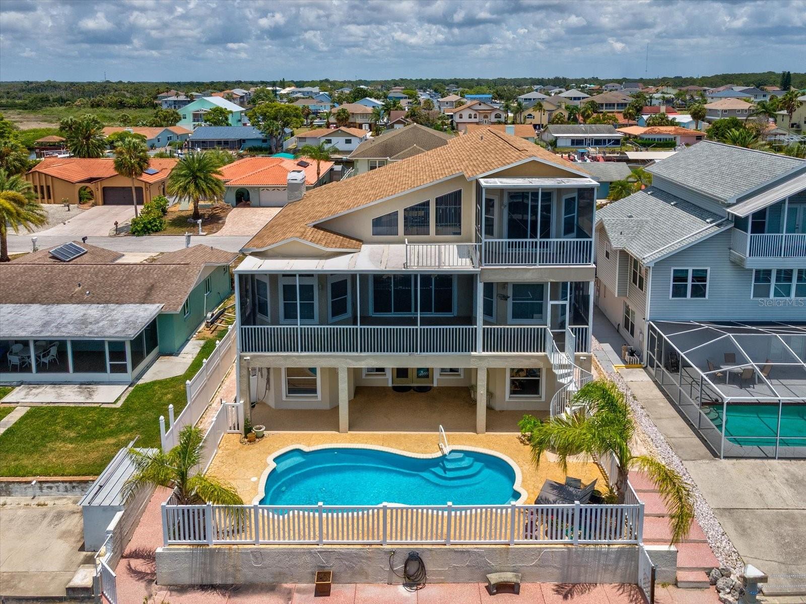 Single Family Residence in HUDSON, FL - Daniel Dourado