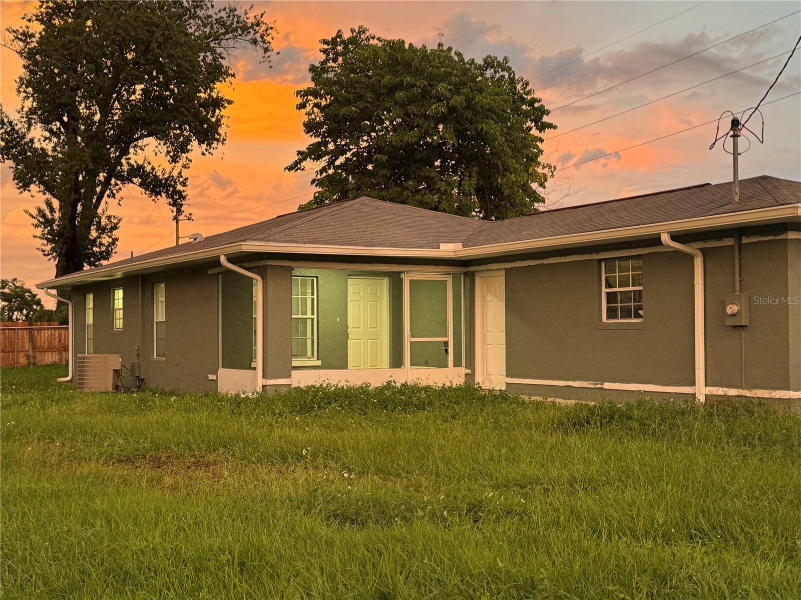 Single Family Residence em DADE CITY, FL - Daniel Dourado