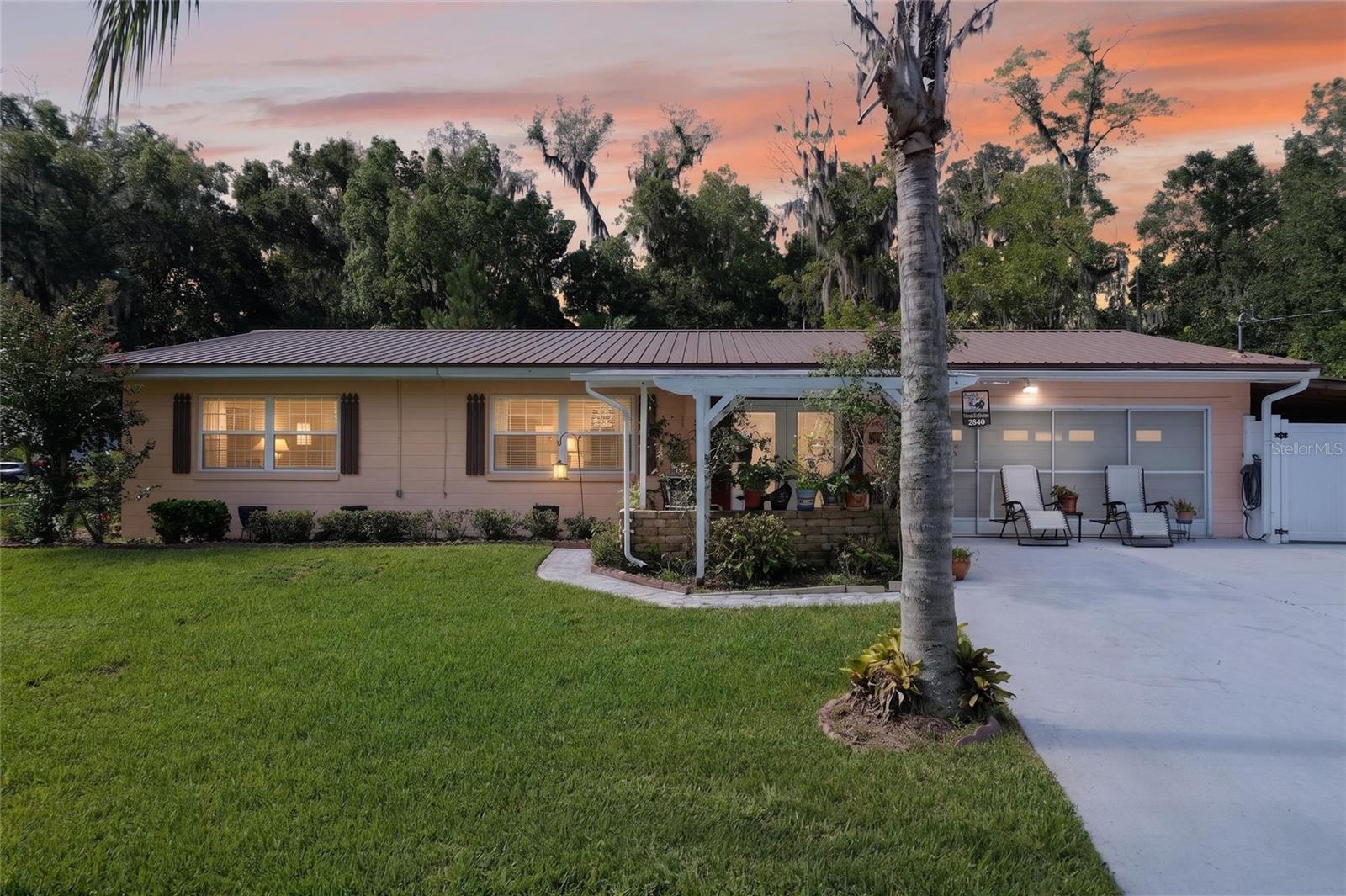Single Family Residence in OCALA, FL - Daniel Dourado