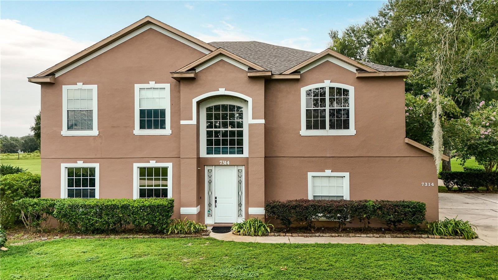 Single Family Residence em YALAHA, FL - Daniel Dourado