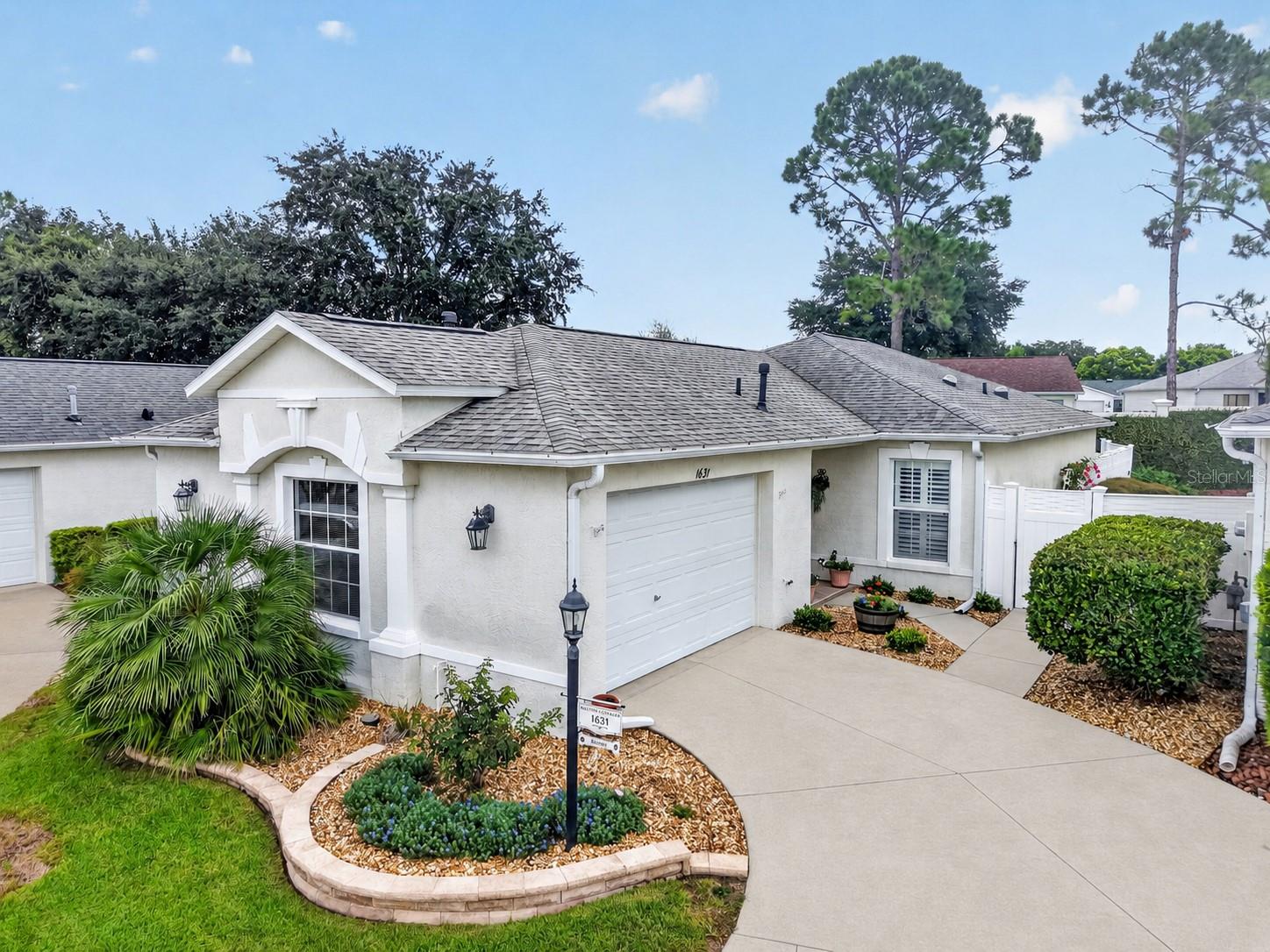 Single Family Residence in THE VILLAGES, FL - Daniel Dourado