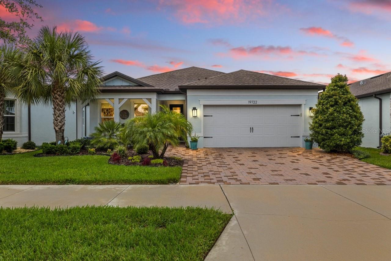 Single Family Residence in LAND O LAKES, FL - Daniel Dourado