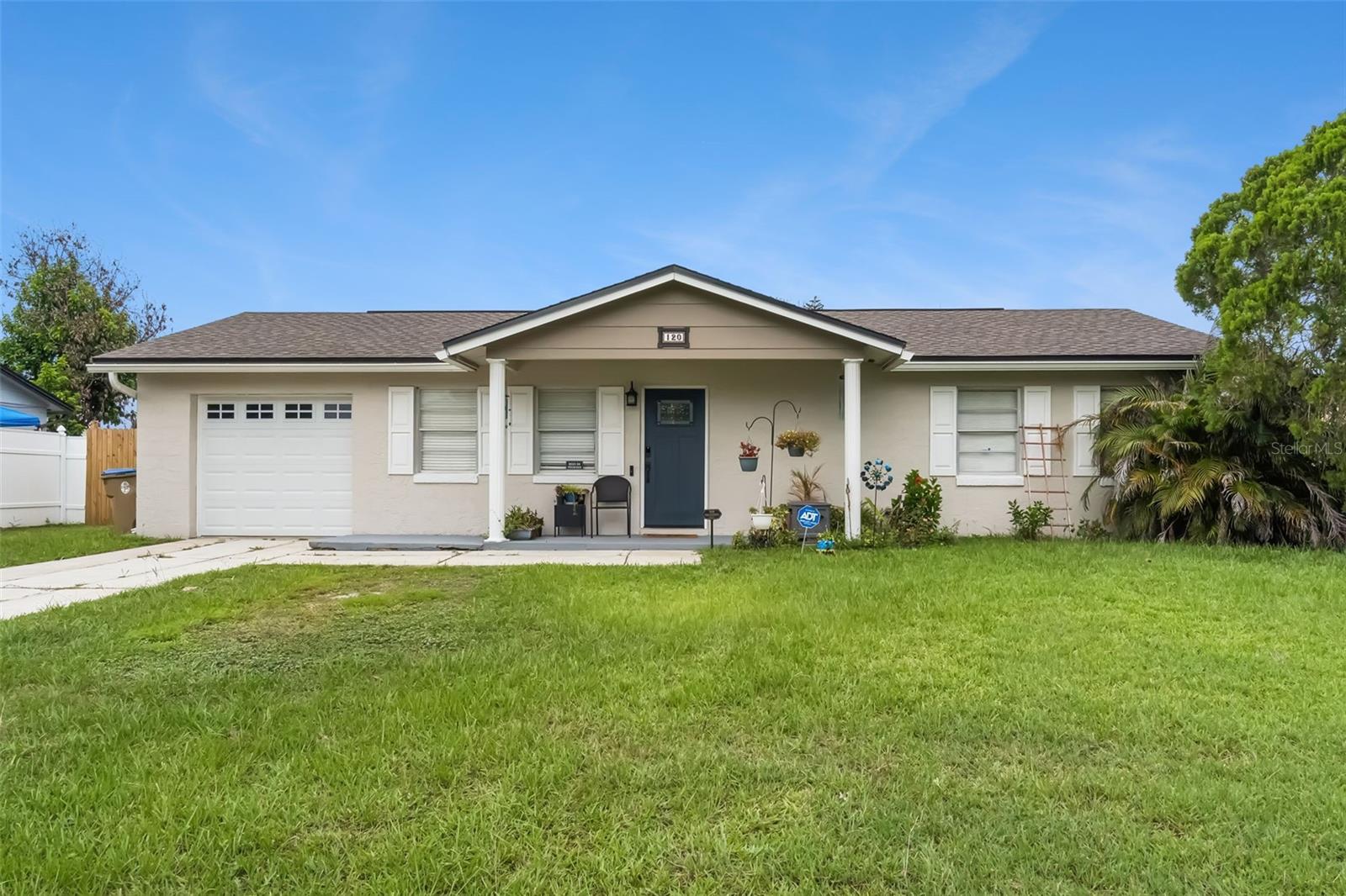 Single Family Residence em KISSIMMEE, FL - Daniel Dourado