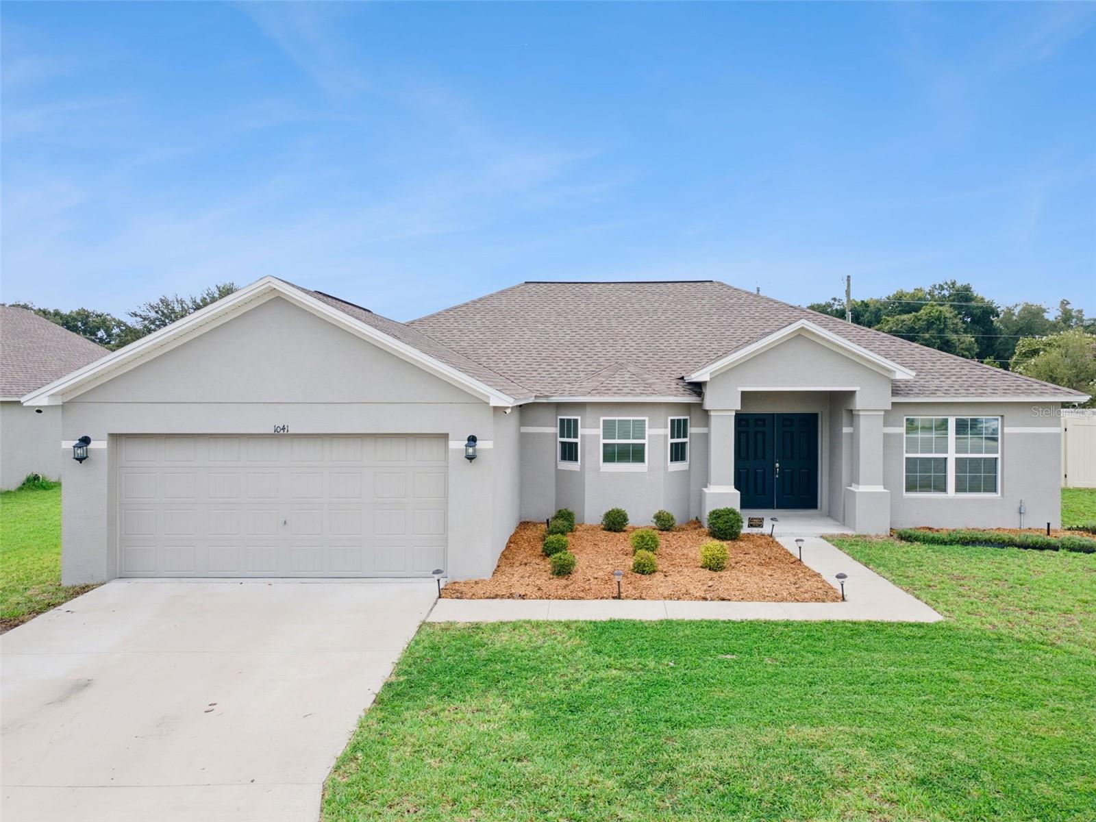 Single Family Residence in WINTER HAVEN, FL - Daniel Dourado