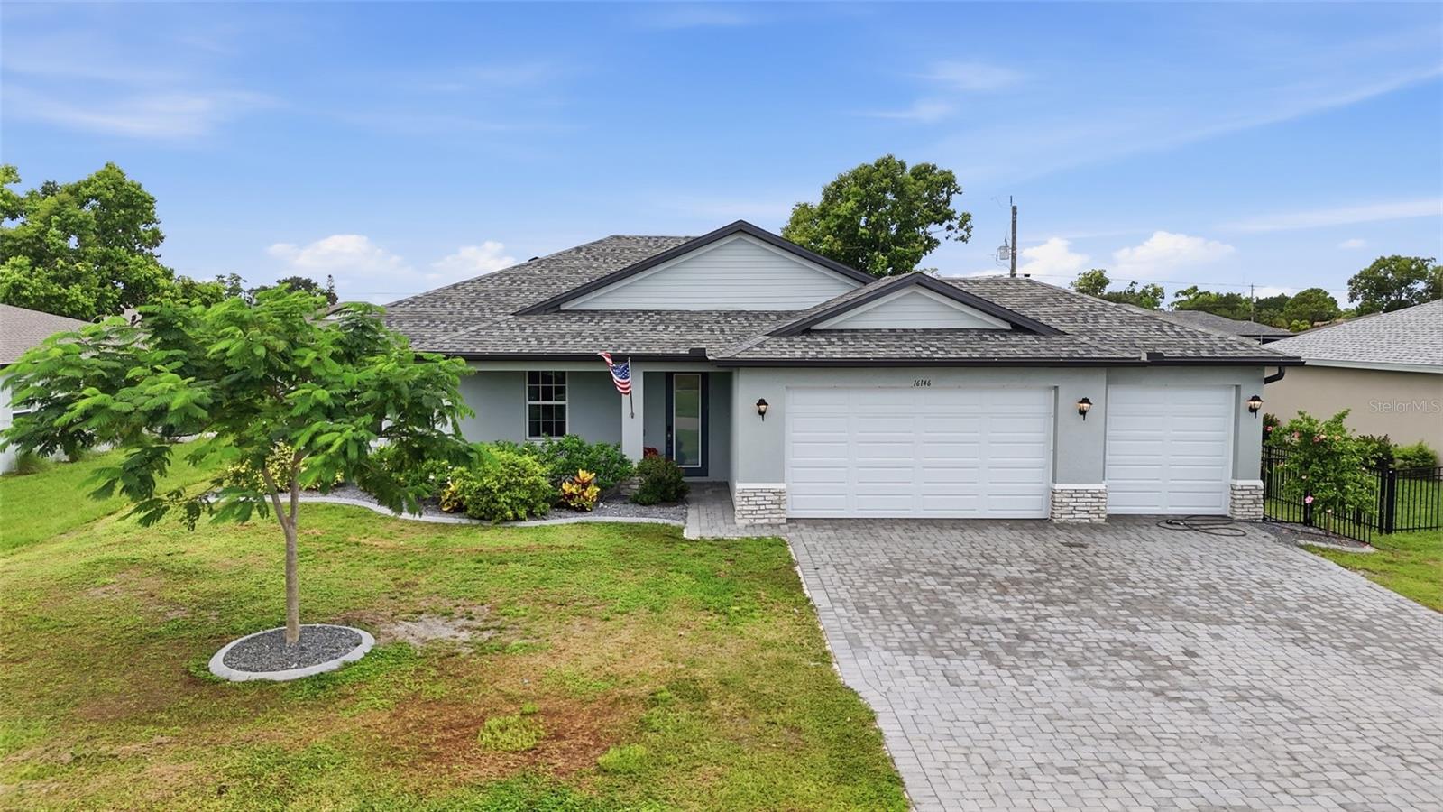 Single Family Residence em PUNTA GORDA, FL - Daniel Dourado