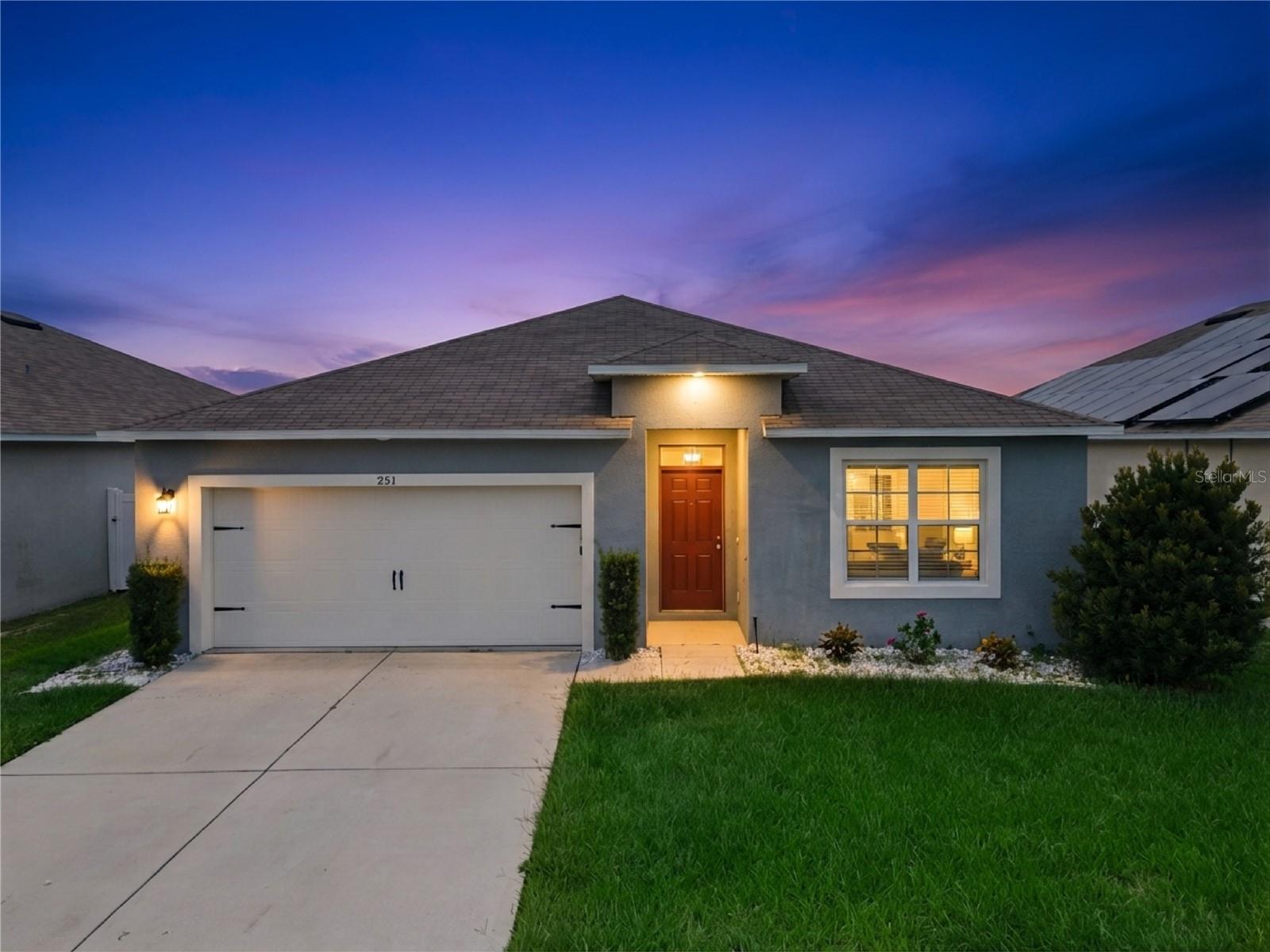 Single Family Residence in WINTER HAVEN, FL - Daniel Dourado