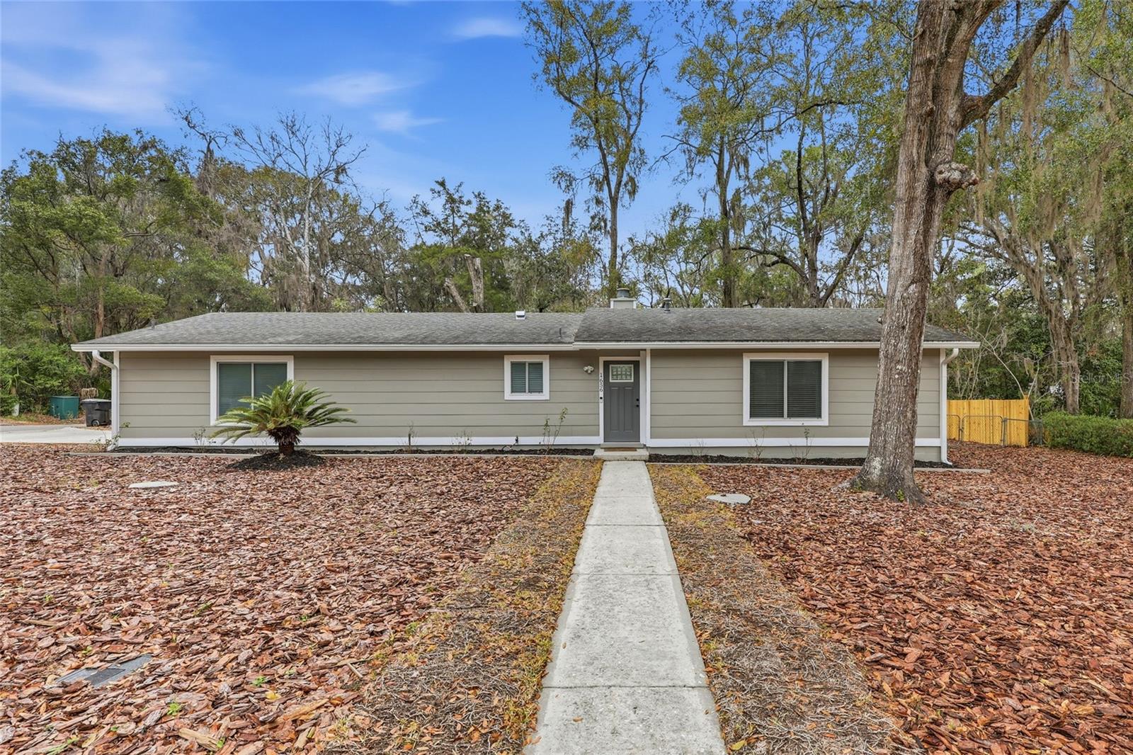 Single Family Residence in GAINESVILLE, FL - Daniel Dourado