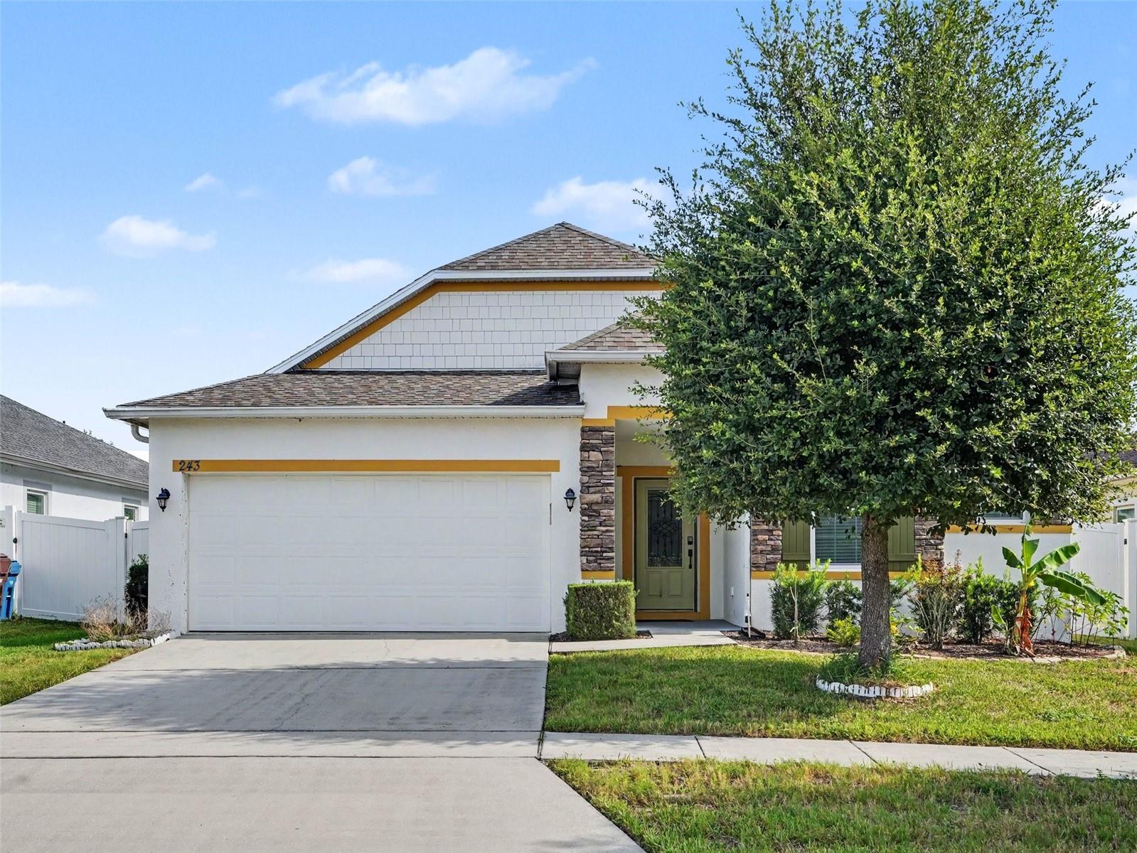 Single Family Residence em HAINES CITY, FL - Daniel Dourado