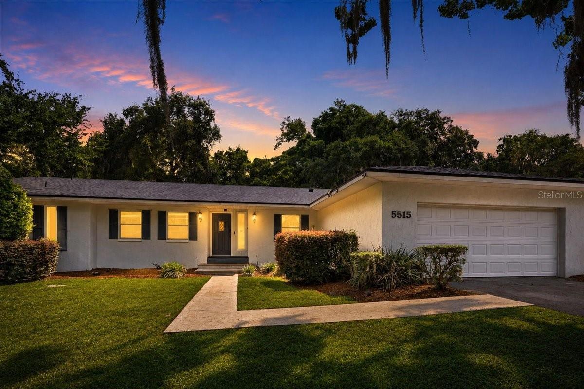 Single Family Residence in GAINESVILLE, FL - Daniel Dourado