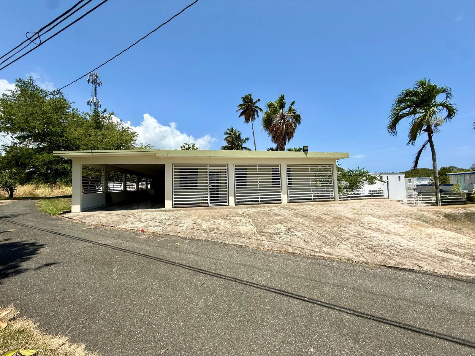 Single Family Residence em MANATI, PR - Daniel Dourado