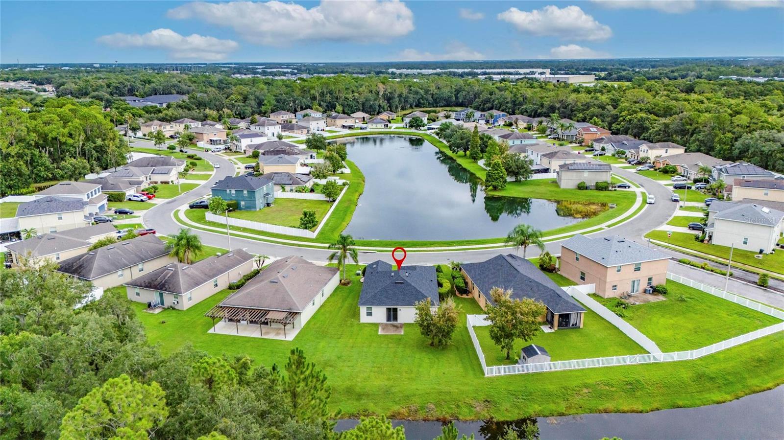 Single Family Residence in PLANT CITY, FL - Daniel Dourado