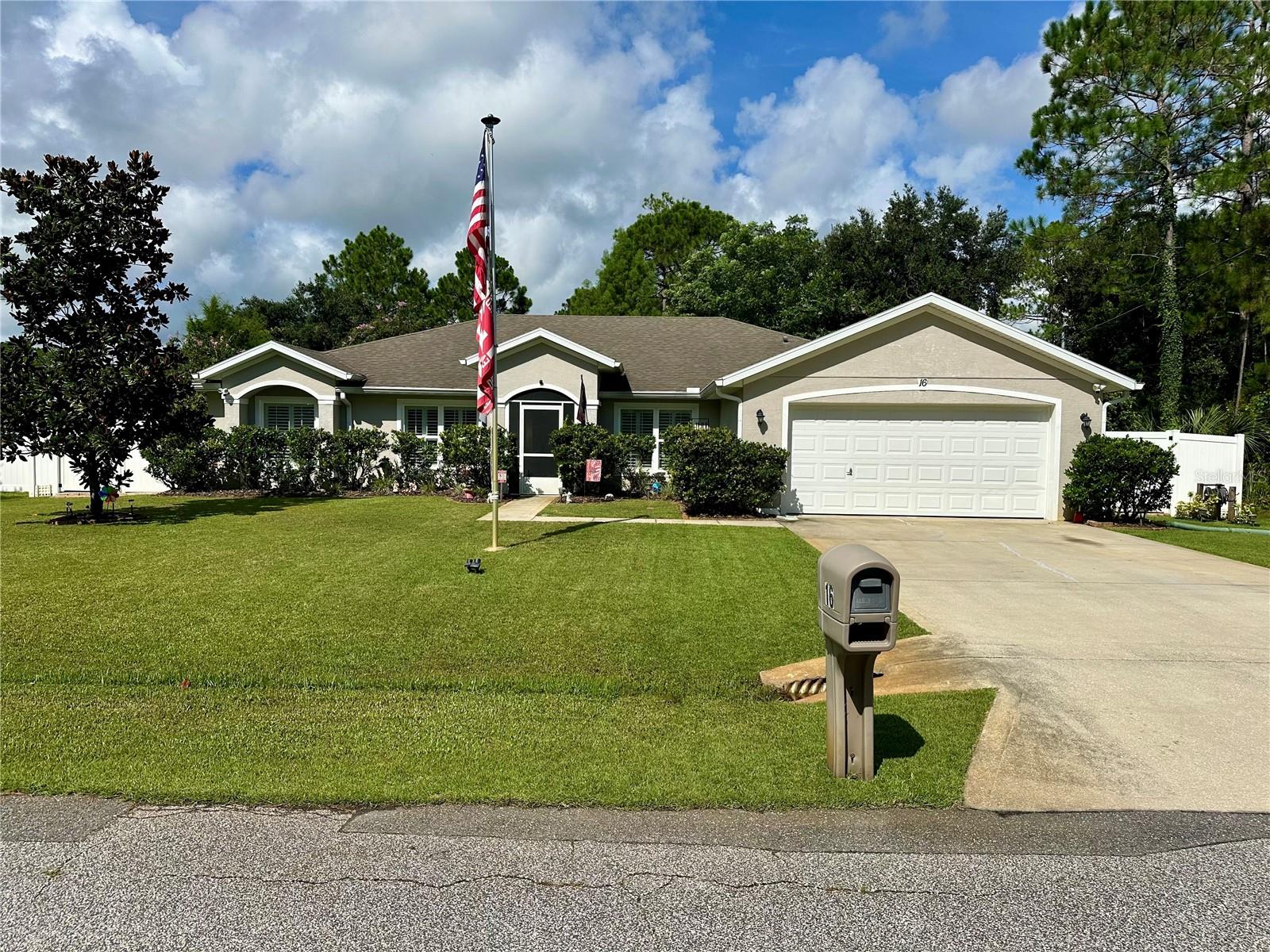 Single Family Residence em PALM COAST, FL - Daniel Dourado