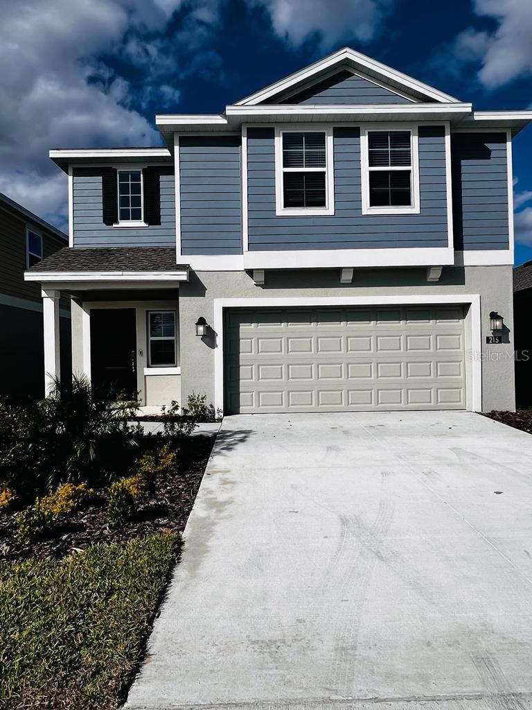 Single Family Residence in DAVENPORT, FL - Daniel Dourado