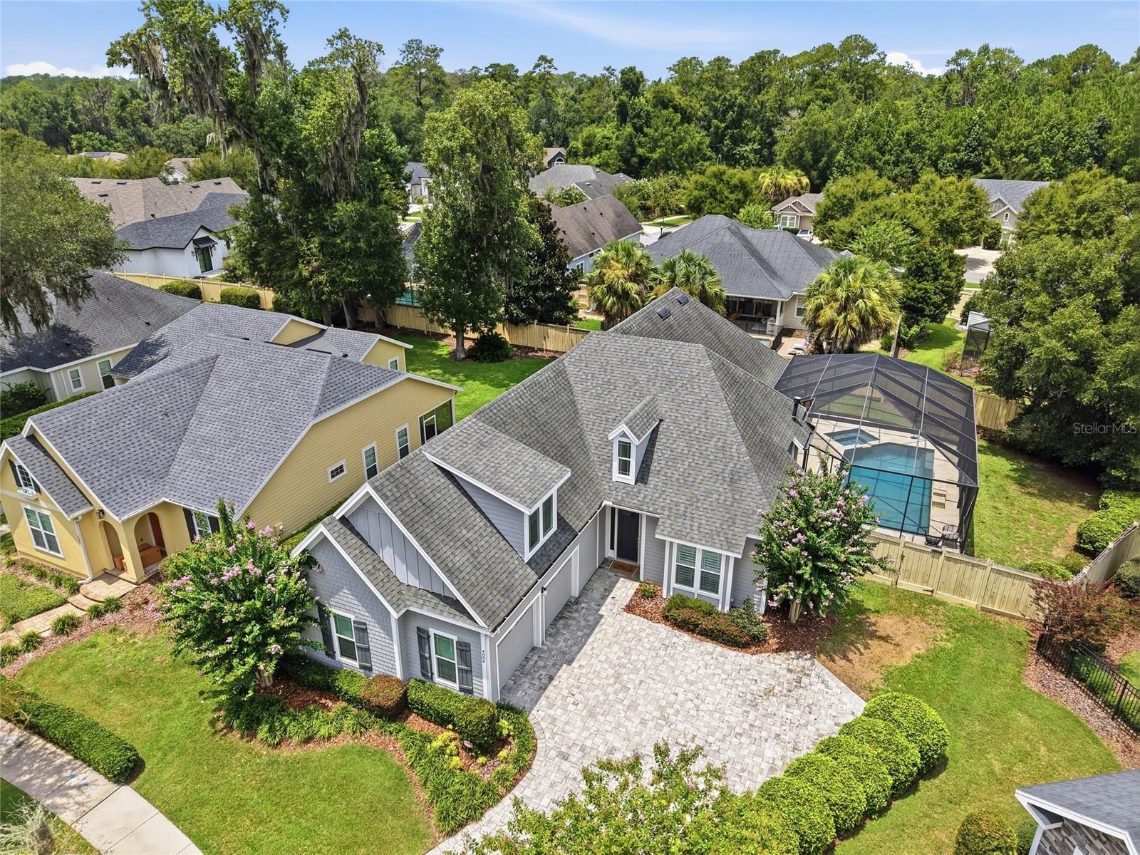Single Family Residence in GAINESVILLE, FL - Daniel Dourado