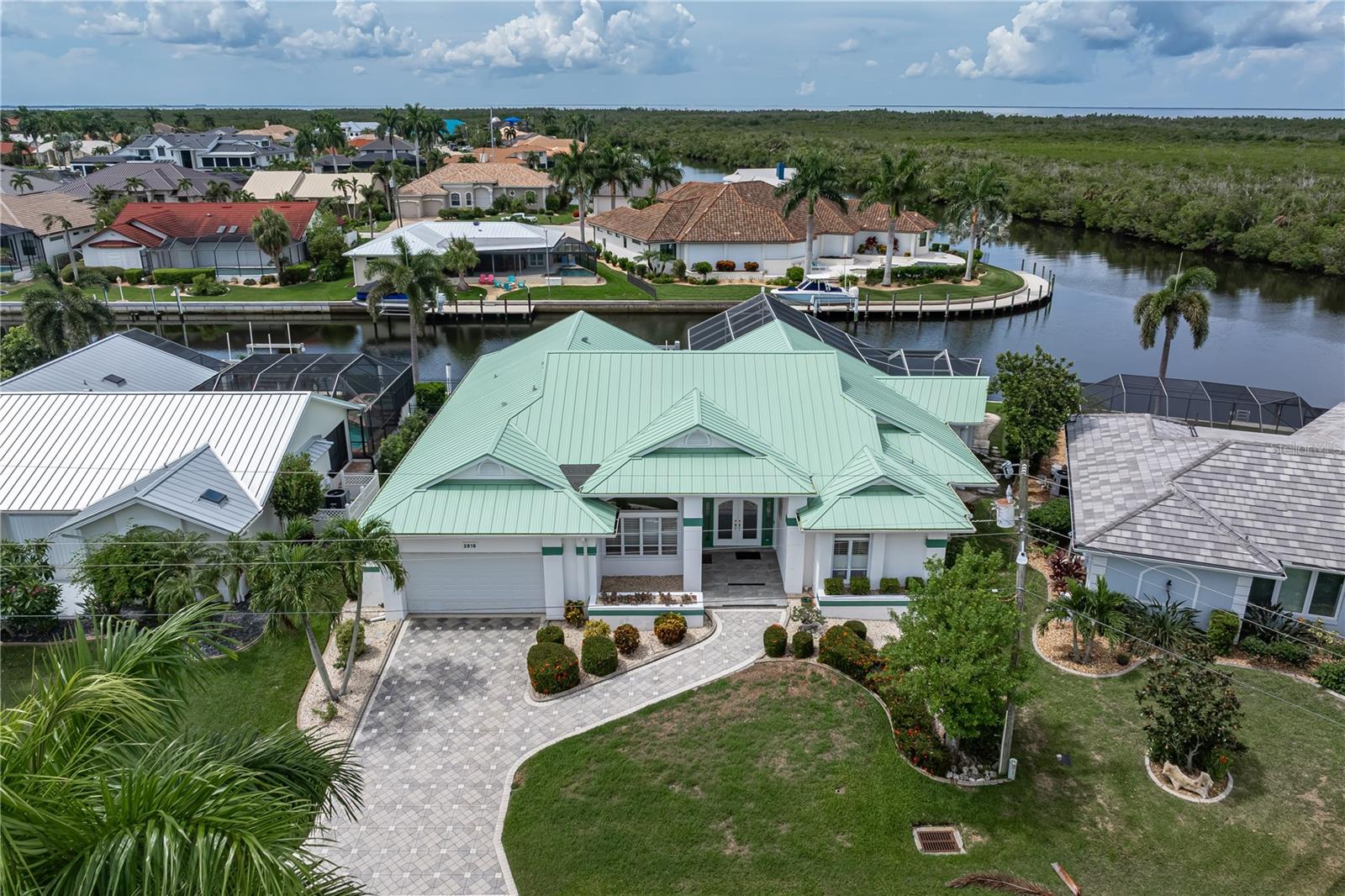 Single Family Residence em PUNTA GORDA, FL - Daniel Dourado