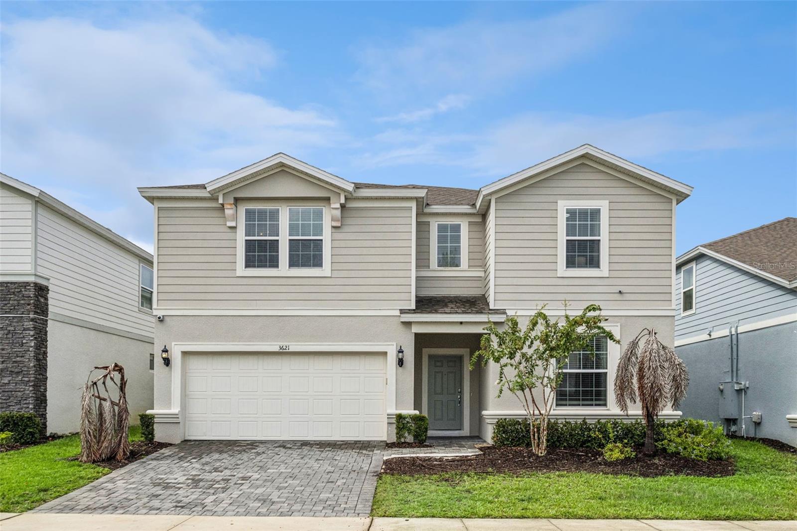 Single Family Residence in DAVENPORT, FL - Daniel Dourado