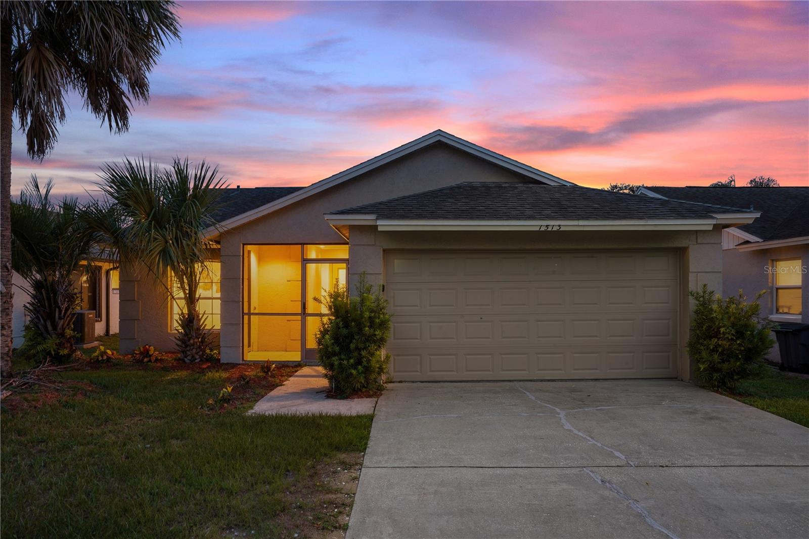 Single Family Residence em KISSIMMEE, FL - Daniel Dourado