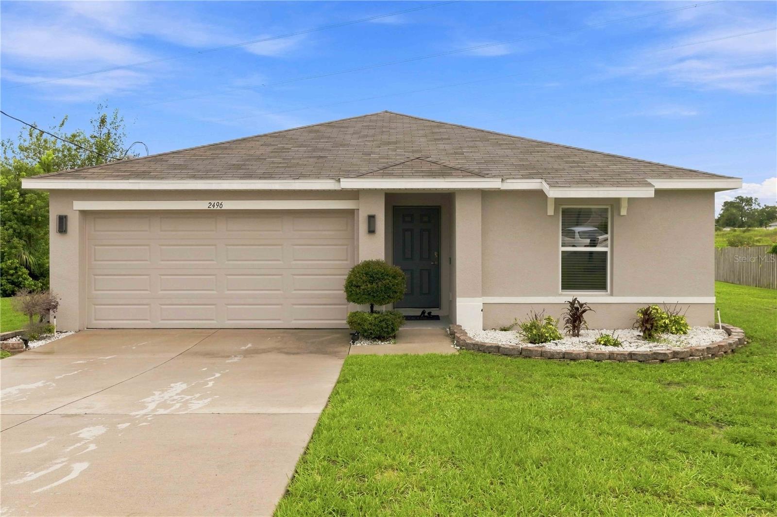 Single Family Residence in SPRING HILL, FL - Daniel Dourado