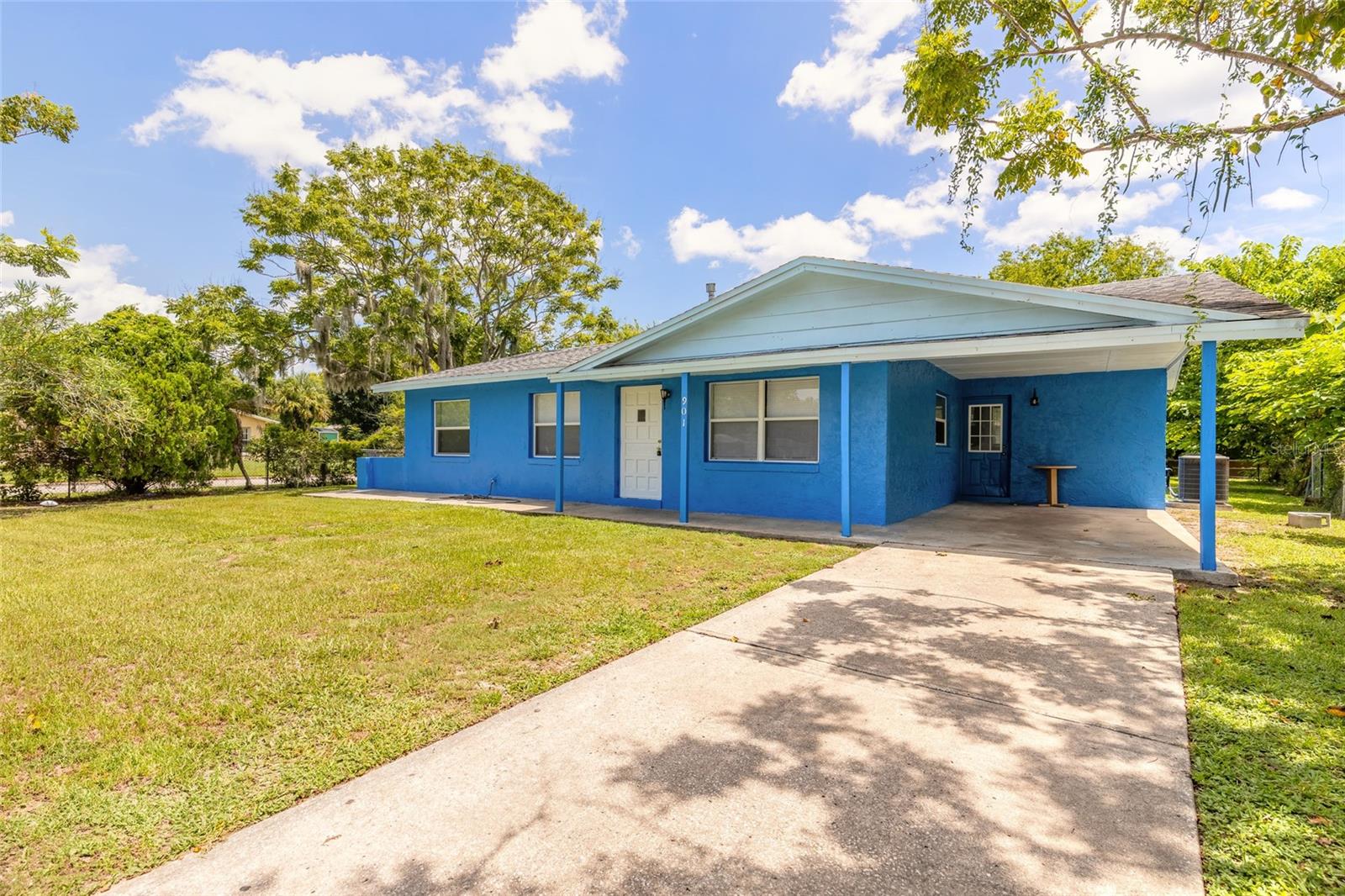 Single Family Residence in DAYTONA BEACH, FL - Daniel Dourado