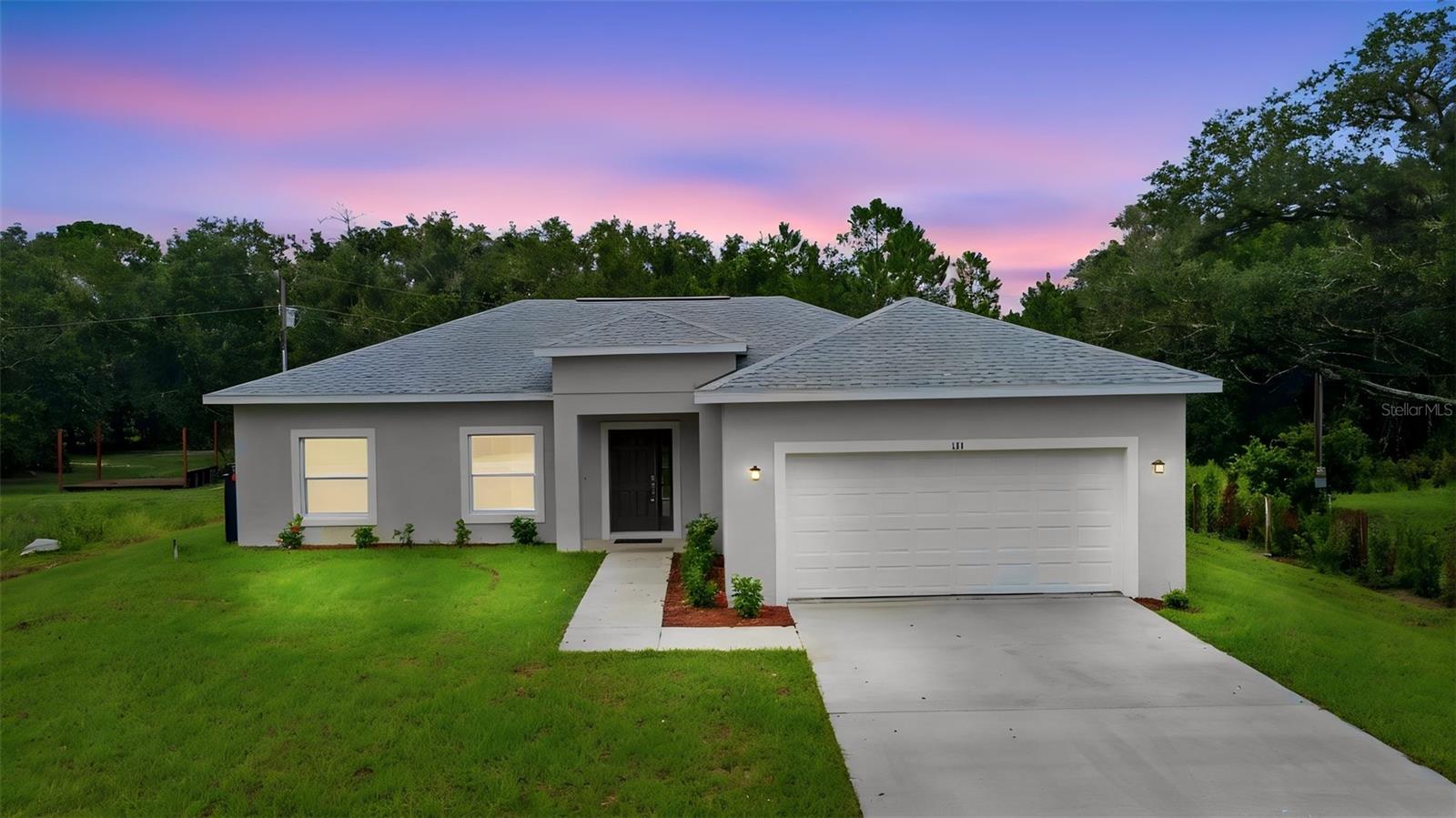 Single Family Residence in KENANSVILLE, FL - Daniel Dourado