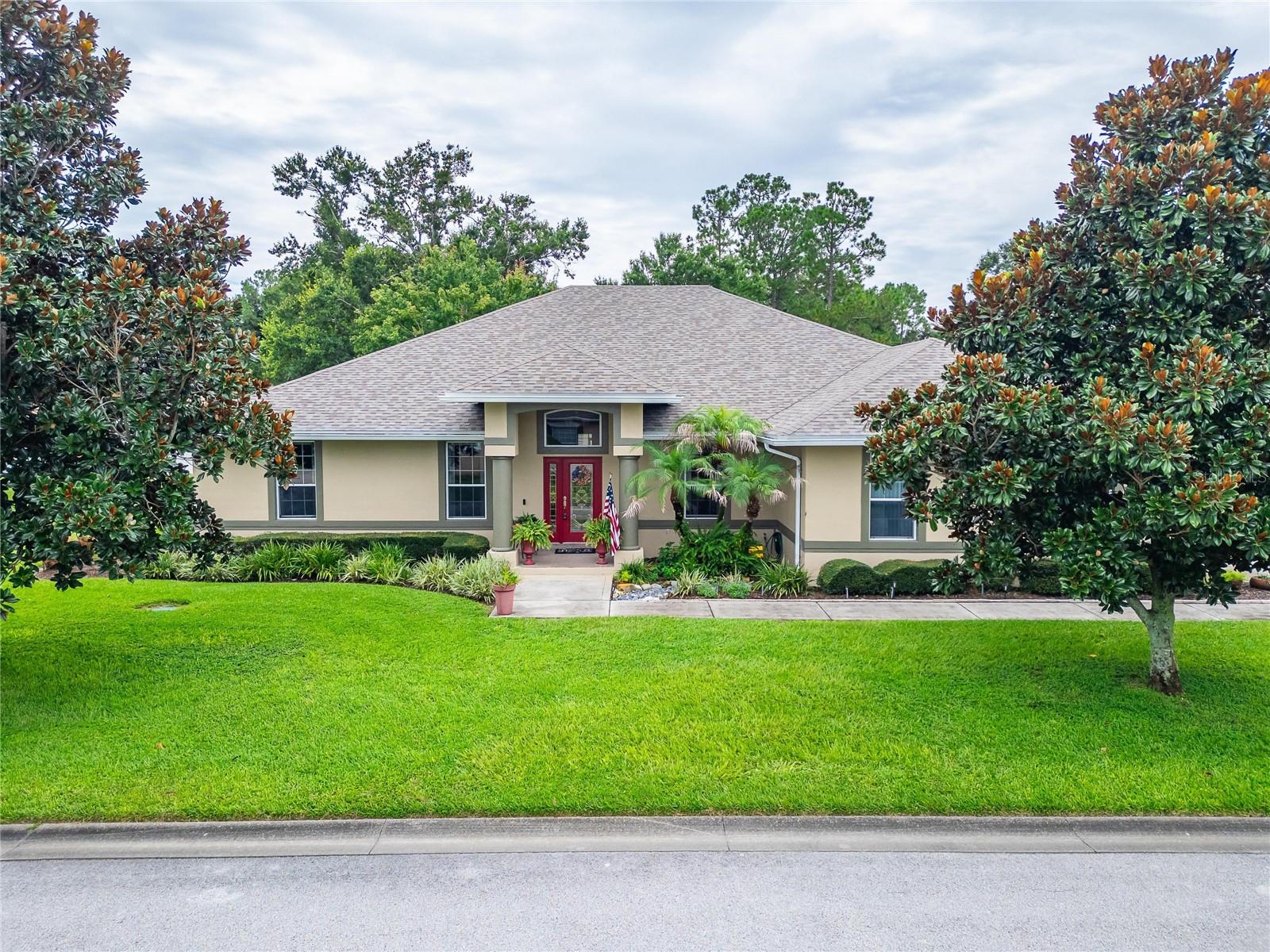 Single Family Residence in AUBURNDALE, FL - Daniel Dourado