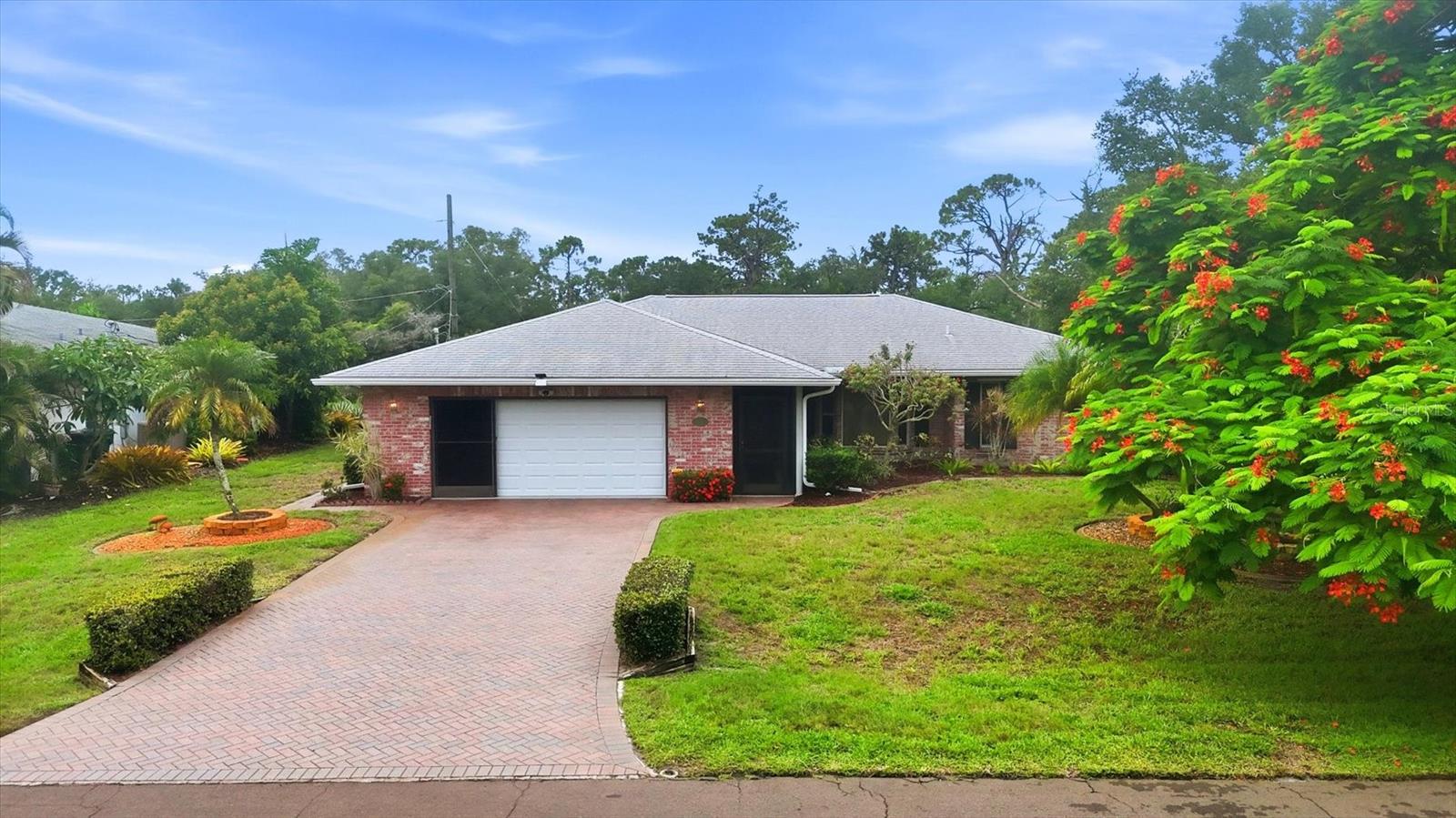 Single Family Residence em ENGLEWOOD, FL - Daniel Dourado