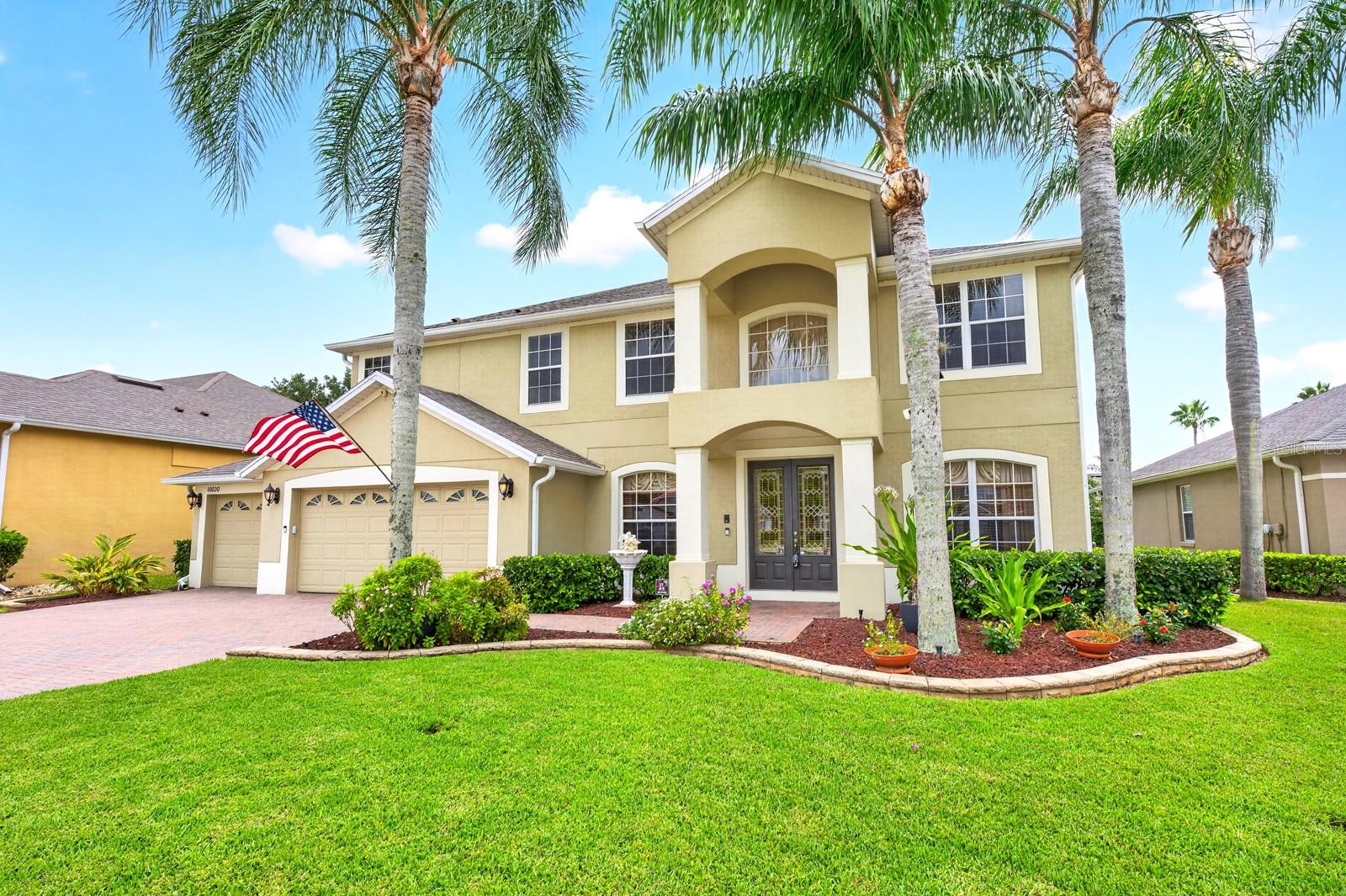 Single Family Residence in ORLANDO, FL - Daniel Dourado