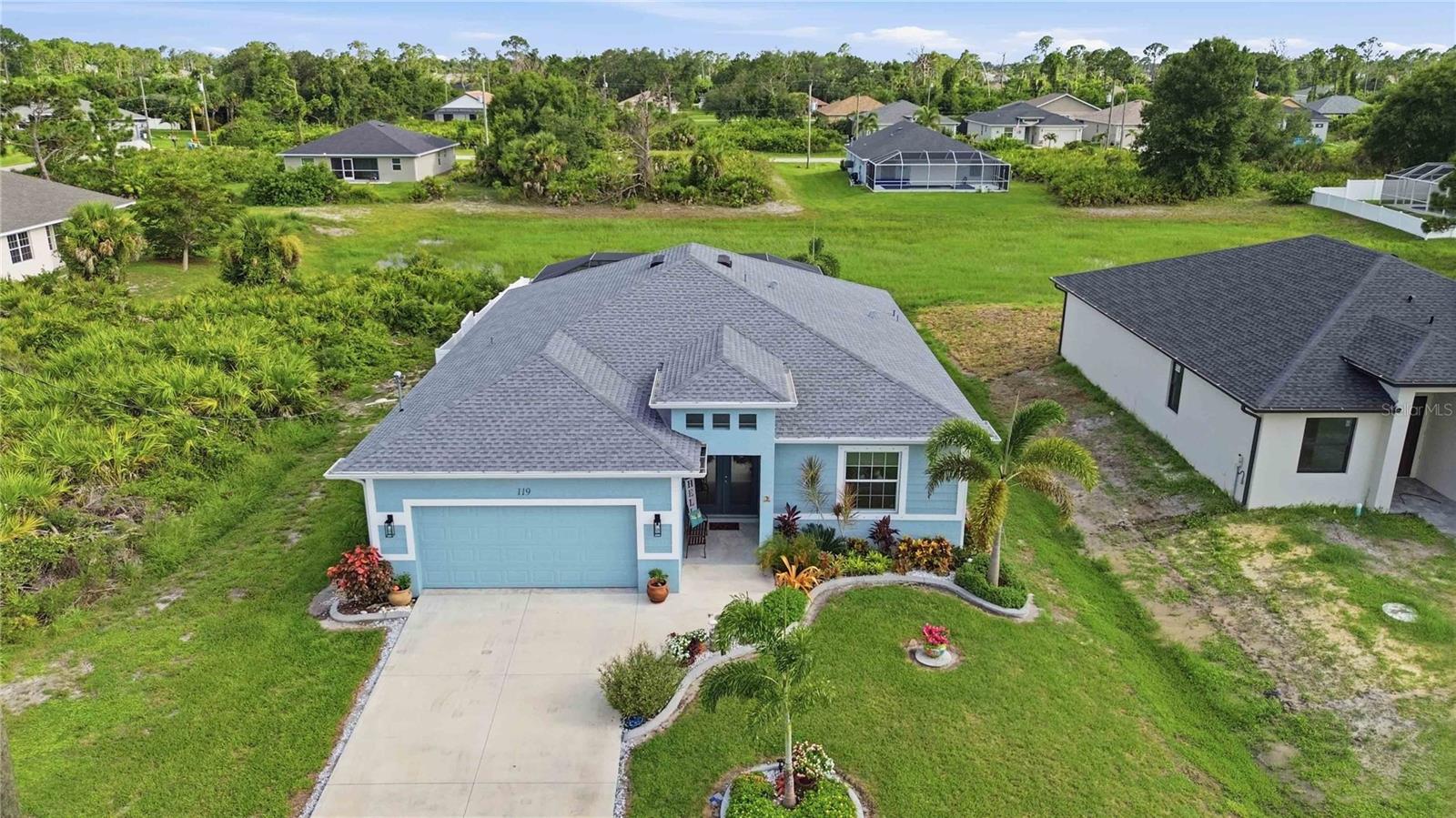 Single Family Residence em ROTONDA WEST, FL - Daniel Dourado