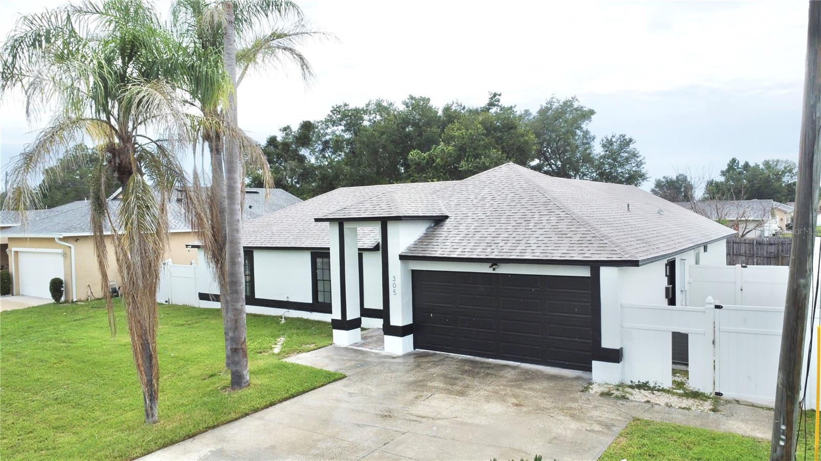 Single Family Residence em KISSIMMEE, FL - Daniel Dourado