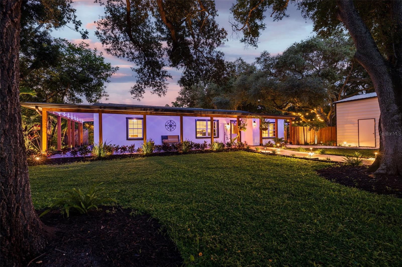 Single Family Residence em PINELLAS PARK, FL - Daniel Dourado