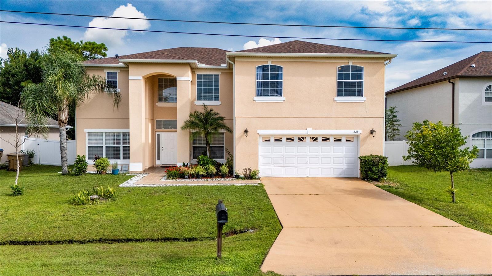 Single Family Residence em KISSIMMEE, FL - Daniel Dourado