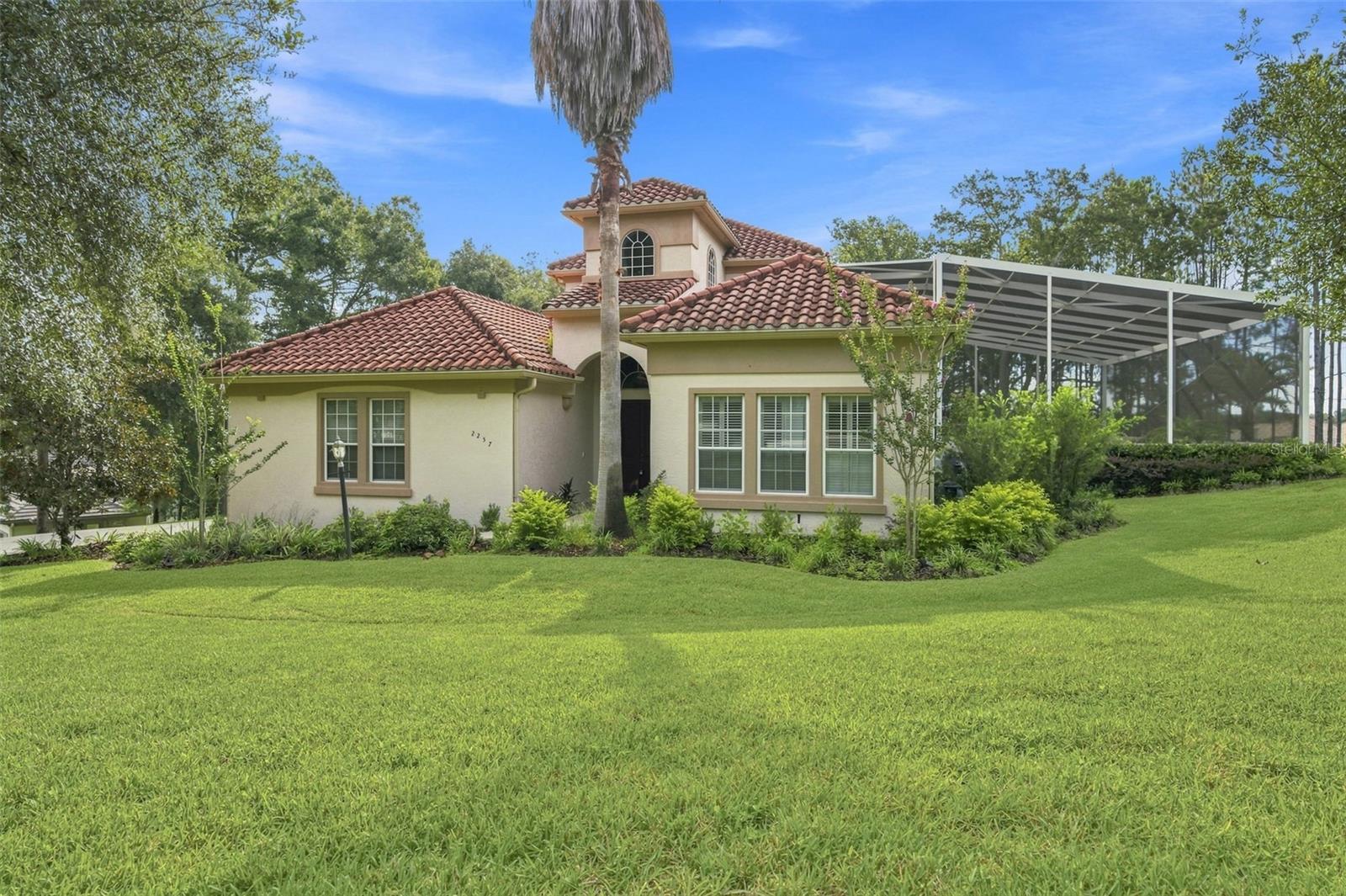 Single Family Residence in HERNANDO, FL - Daniel Dourado