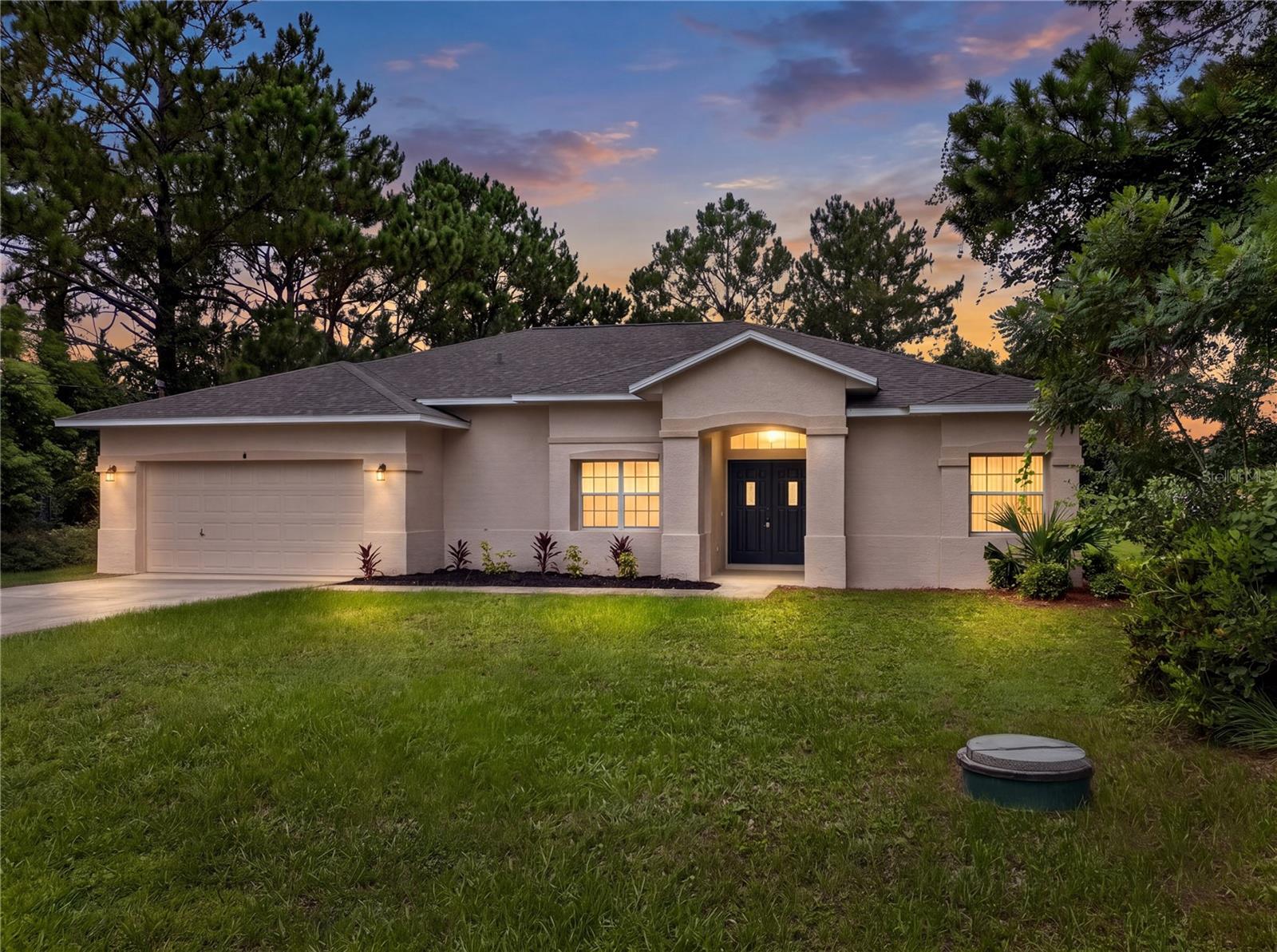 Single Family Residence in PALM COAST, FL - Daniel Dourado