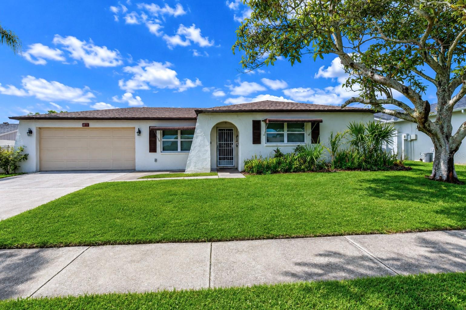 Single Family Residence em PORT RICHEY, FL - Daniel Dourado