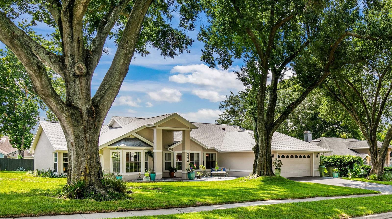 Single Family Residence in ORLANDO, FL - Daniel Dourado