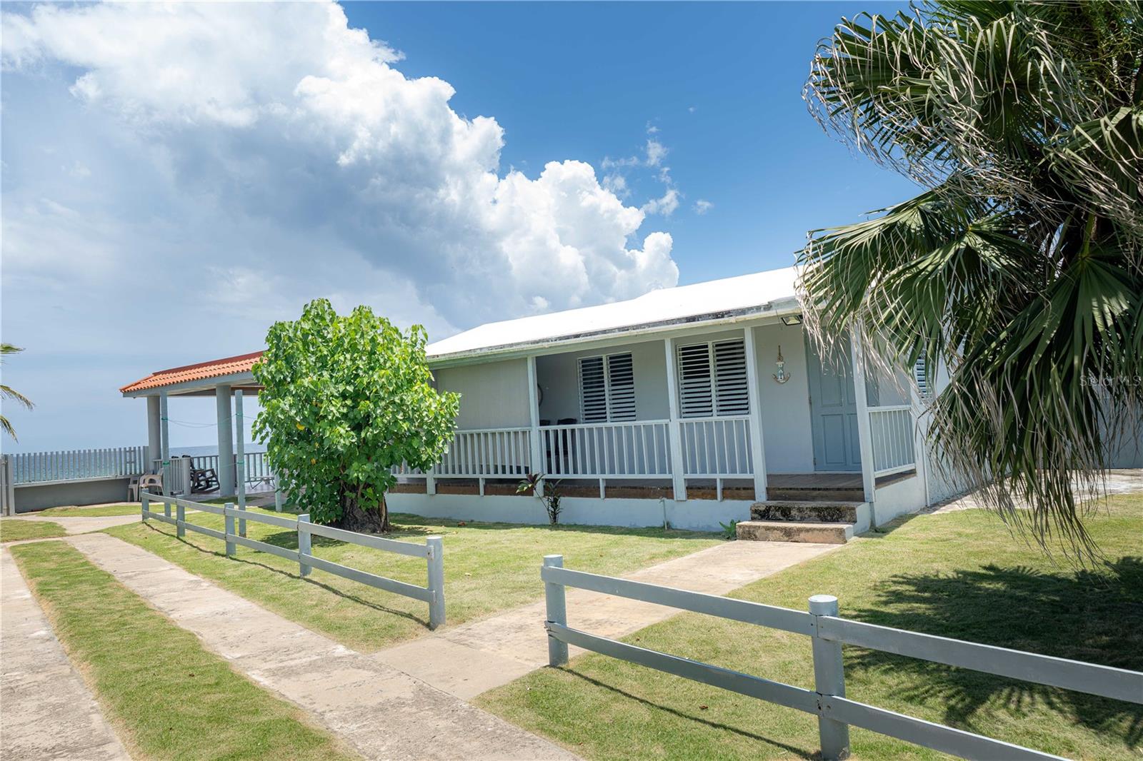 Single Family Residence in AGUADA, PR - Daniel Dourado