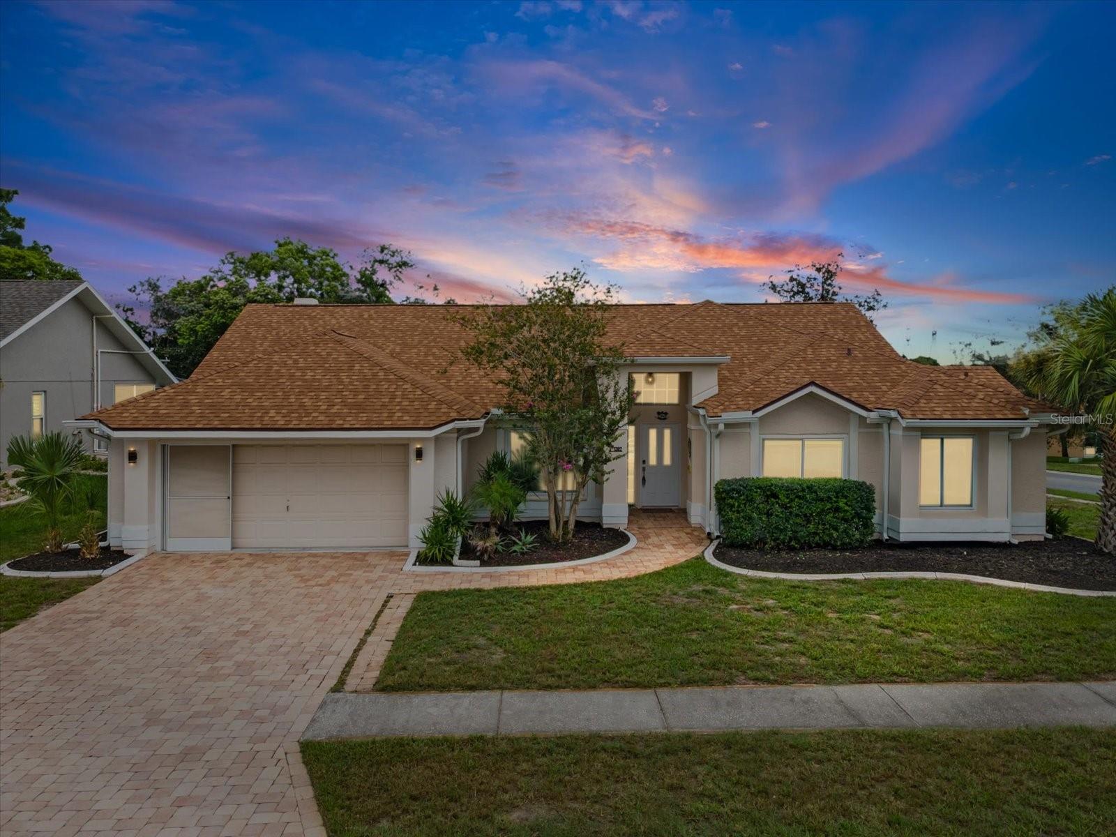 Single Family Residence in SPRING HILL, FL - Daniel Dourado