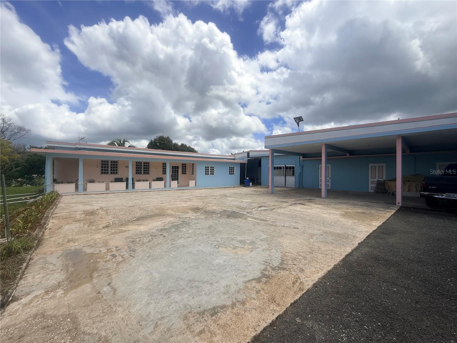 Single Family Residence in LARES, PR - Daniel Dourado