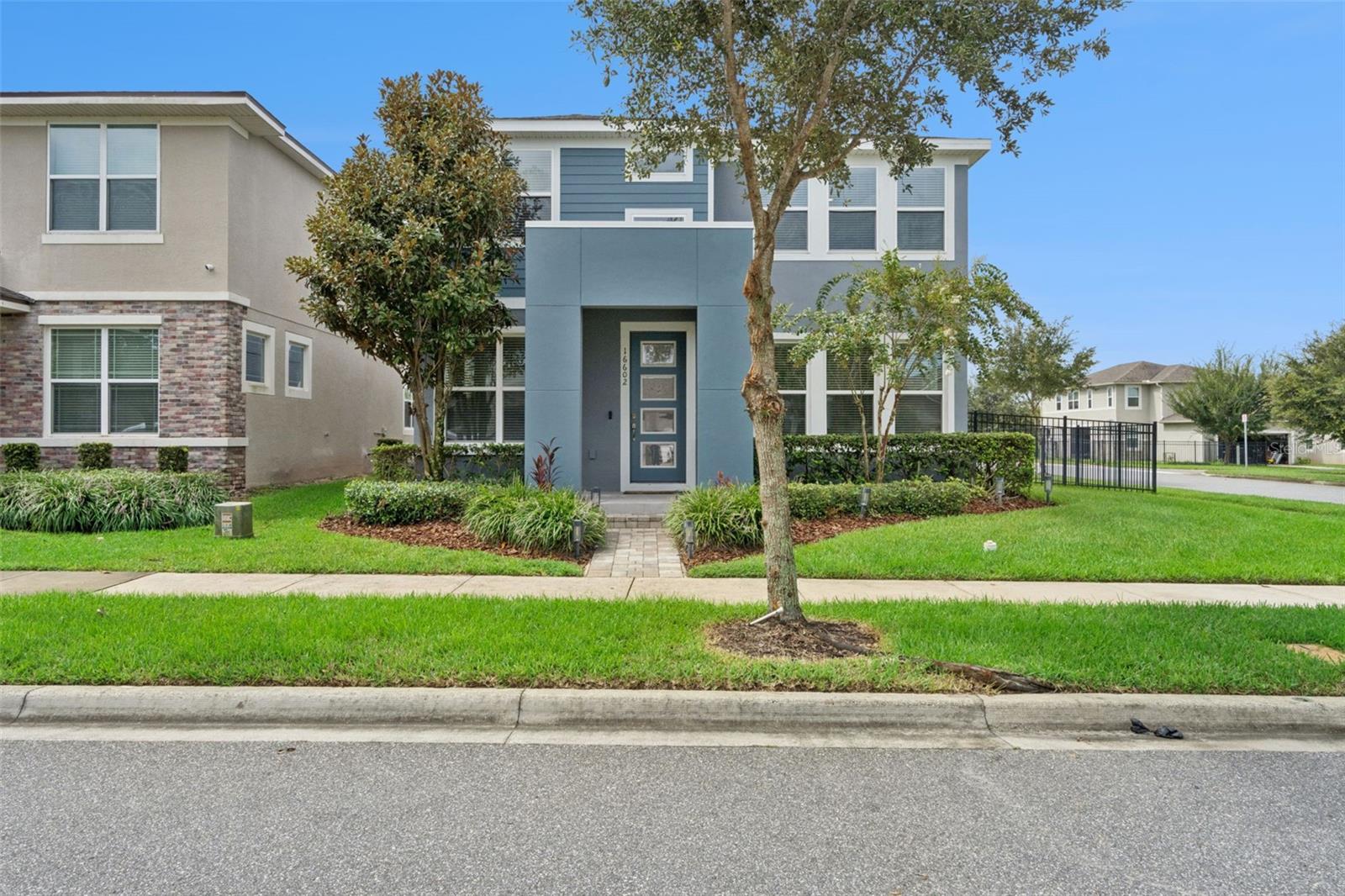 Single Family Residence em WINTER GARDEN, FL - Daniel Dourado