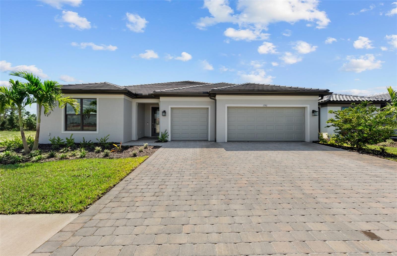 Single Family Residence in NORTH PORT, FL - Daniel Dourado