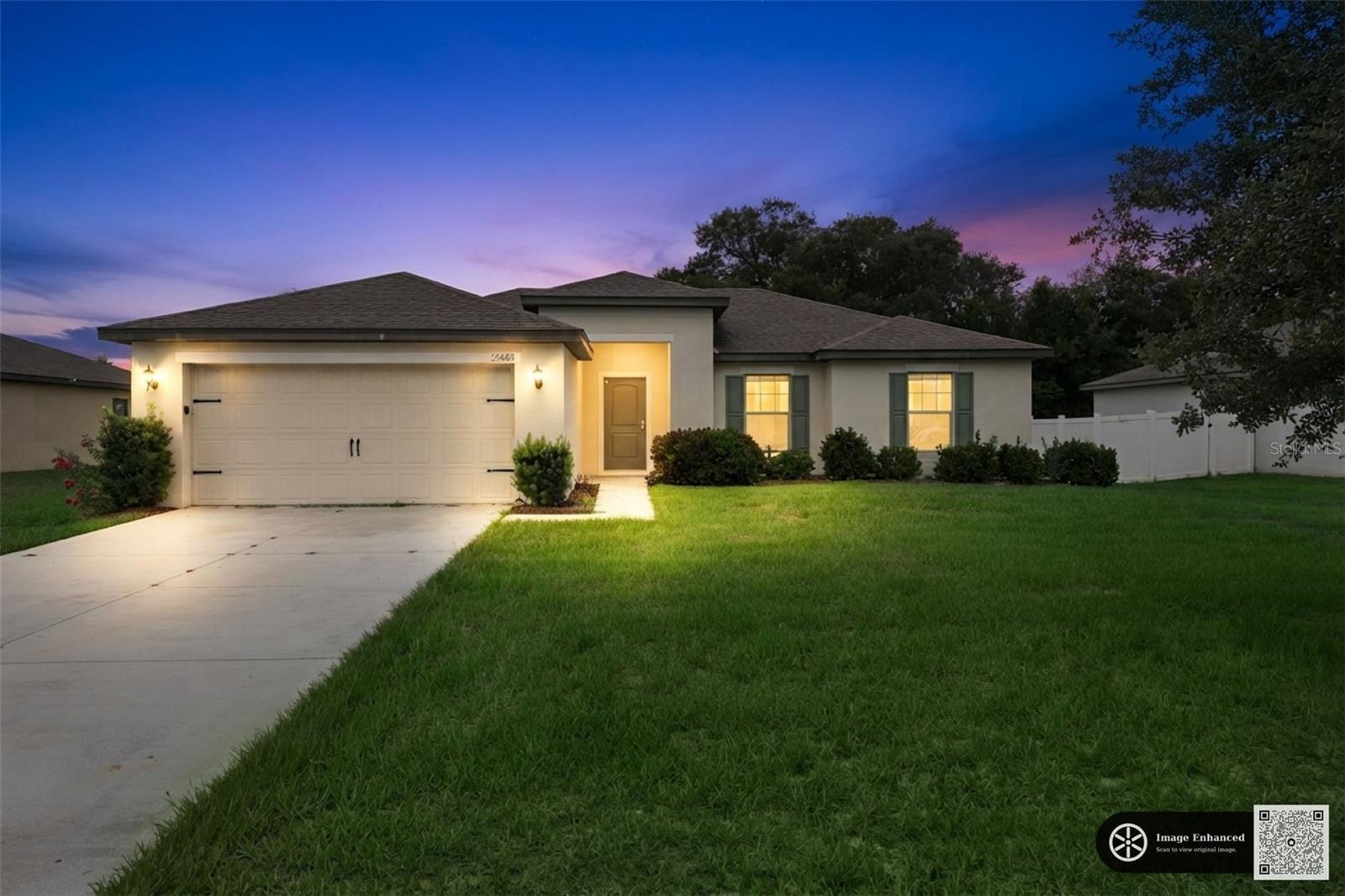 Single Family Residence in LEESBURG, FL - Daniel Dourado