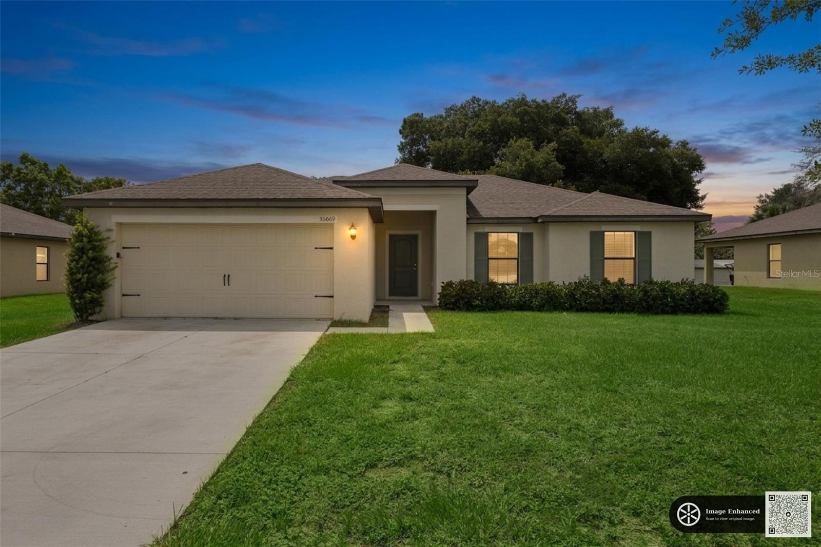 Single Family Residence in LEESBURG, FL - Daniel Dourado
