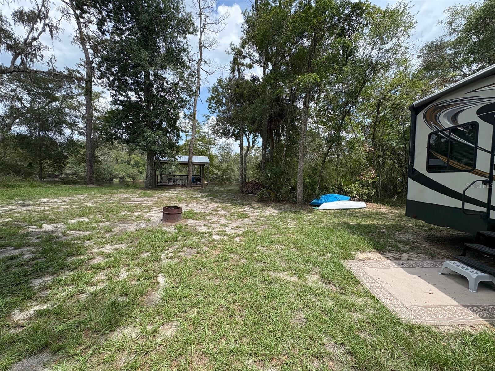  em OLD TOWN, FL - Daniel Dourado