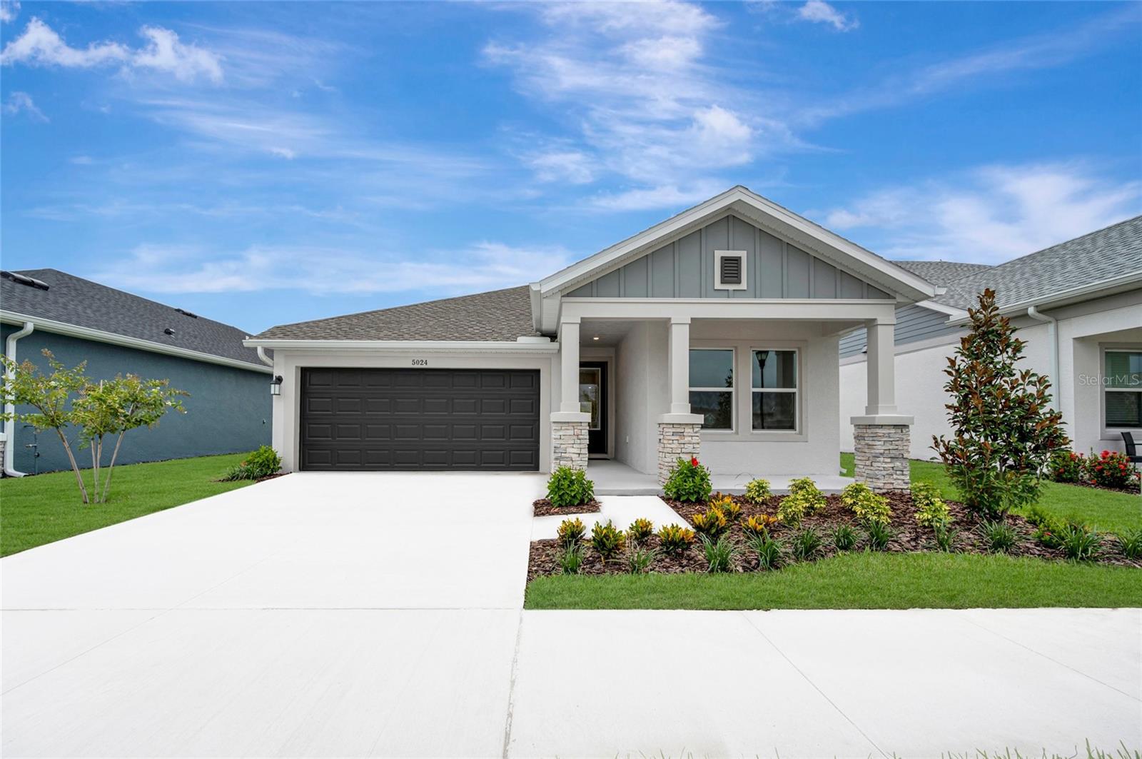 Single Family Residence in APOLLO BEACH, FL - Daniel Dourado