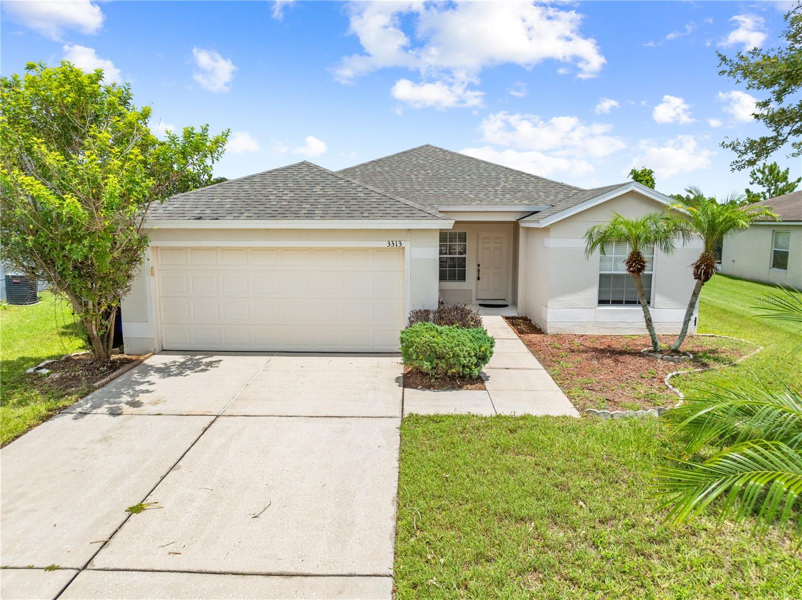 Single Family Residence in ST CLOUD, FL - Daniel Dourado