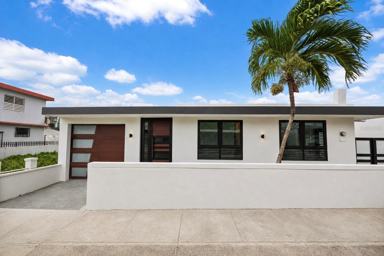 Single Family Residence in LUQUILLO, PR - Daniel Dourado