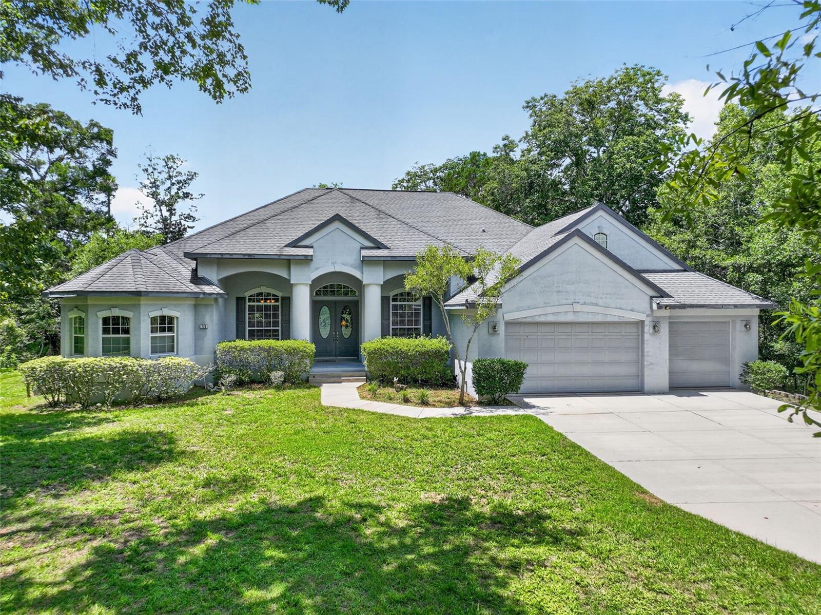 Single Family Residence em CRYSTAL RIVER, FL - Daniel Dourado