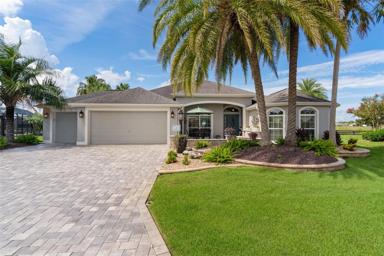 Single Family Residence in THE VILLAGES, FL - Daniel Dourado