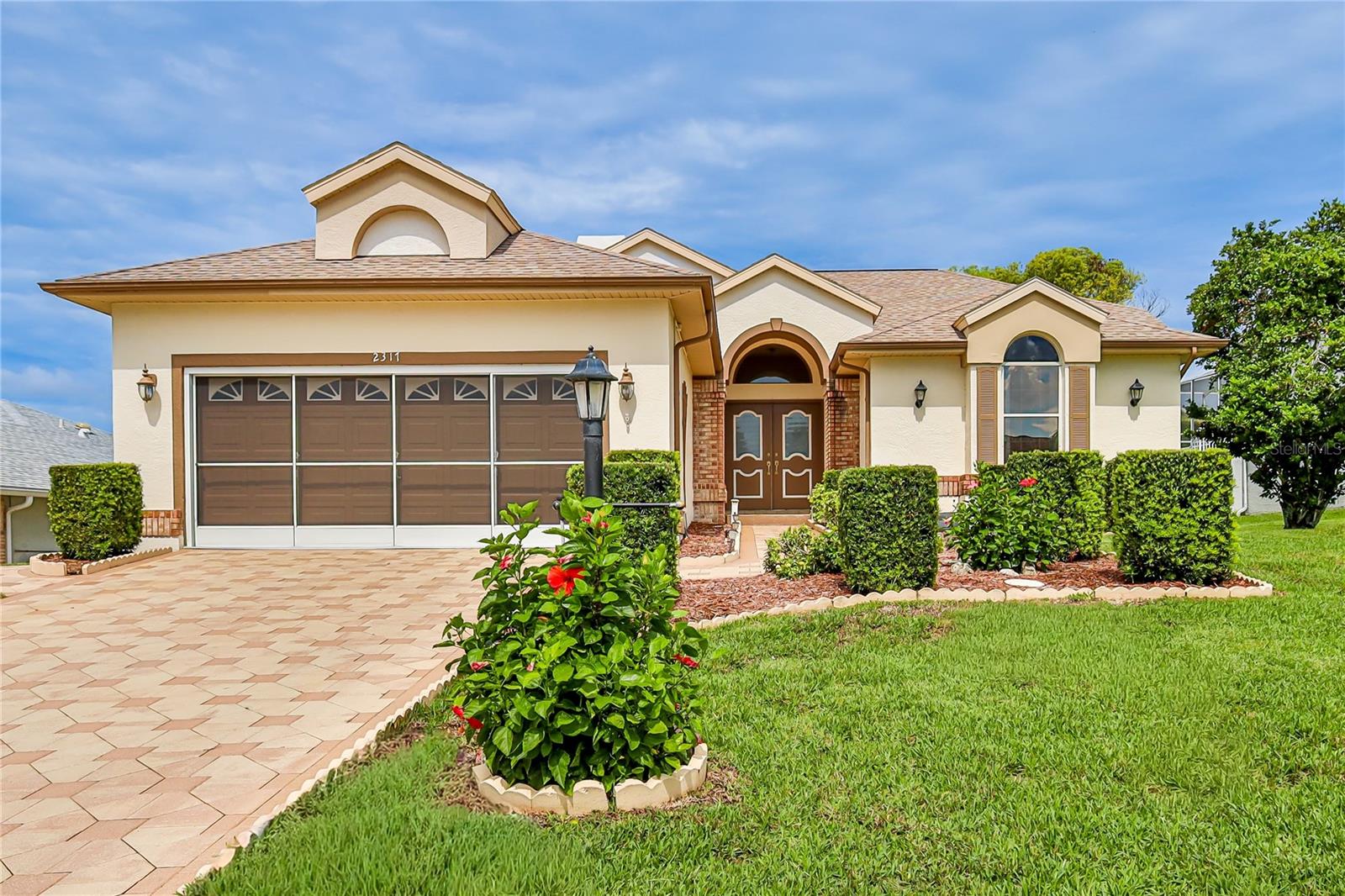 Single Family Residence in SPRING HILL, FL - Daniel Dourado