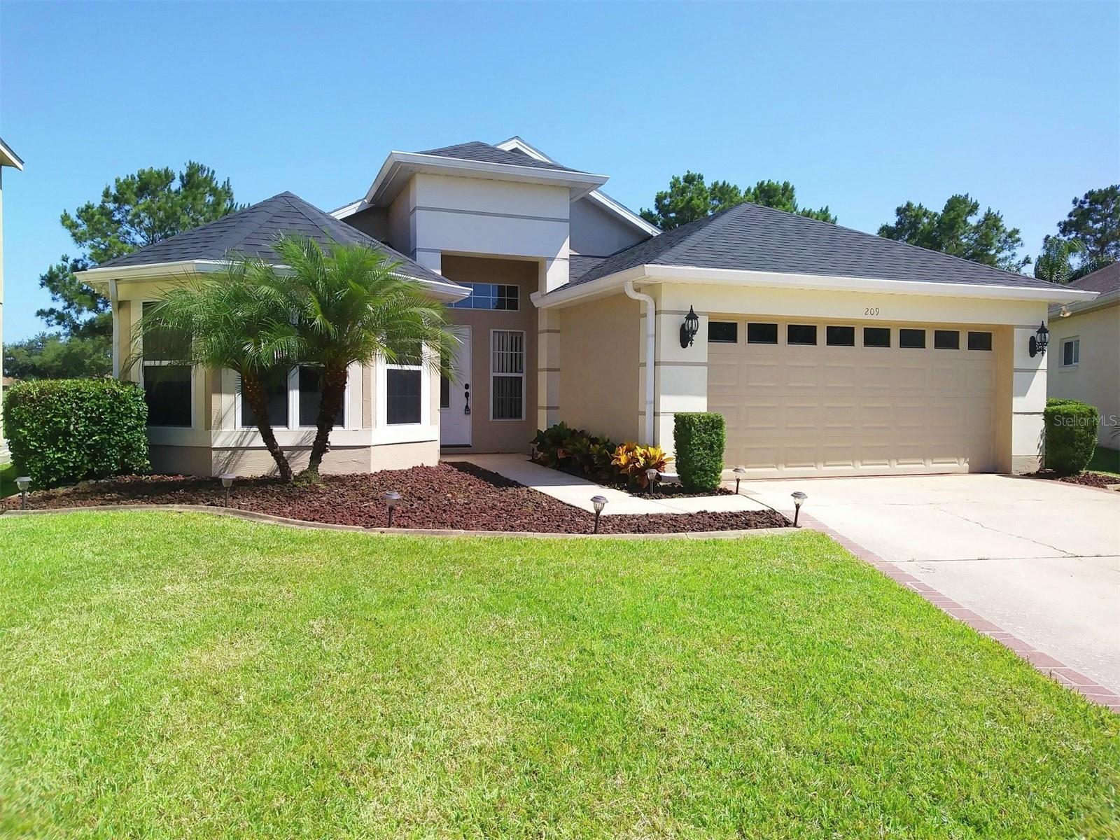 Single Family Residence em KISSIMMEE, FL - Daniel Dourado